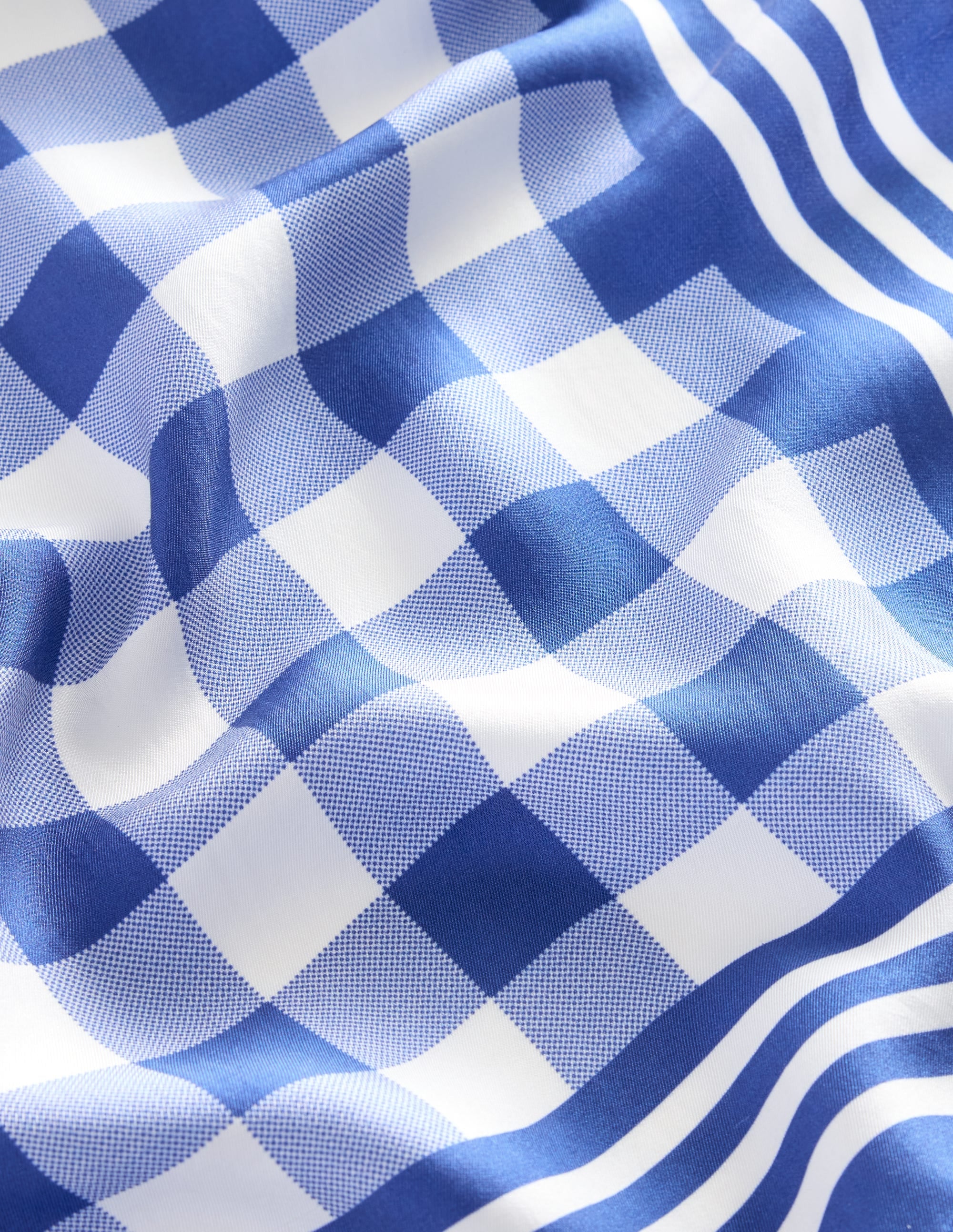 Elisabeth Quadratischer Seidenschal-Leuchtendes Blau, Vichykaro - Image 3