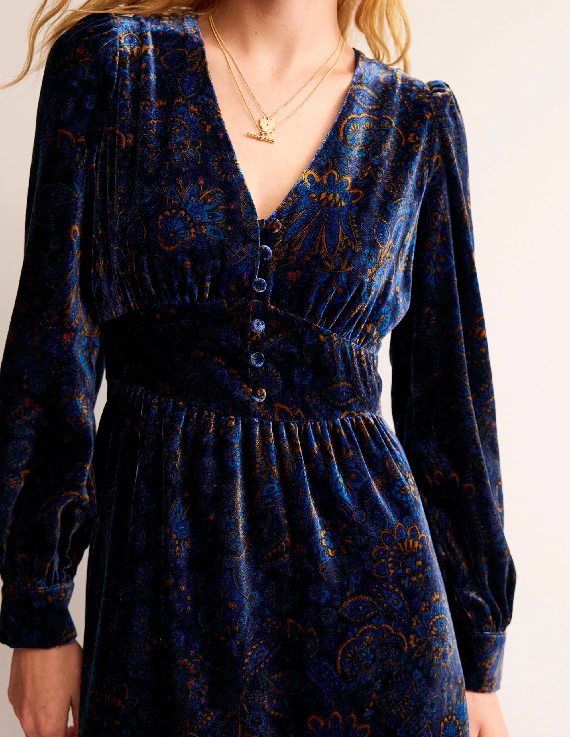 Elise Edelstein-Midikleid aus Samt-Französisches Marineblau, Azaleenblüte - Image 4