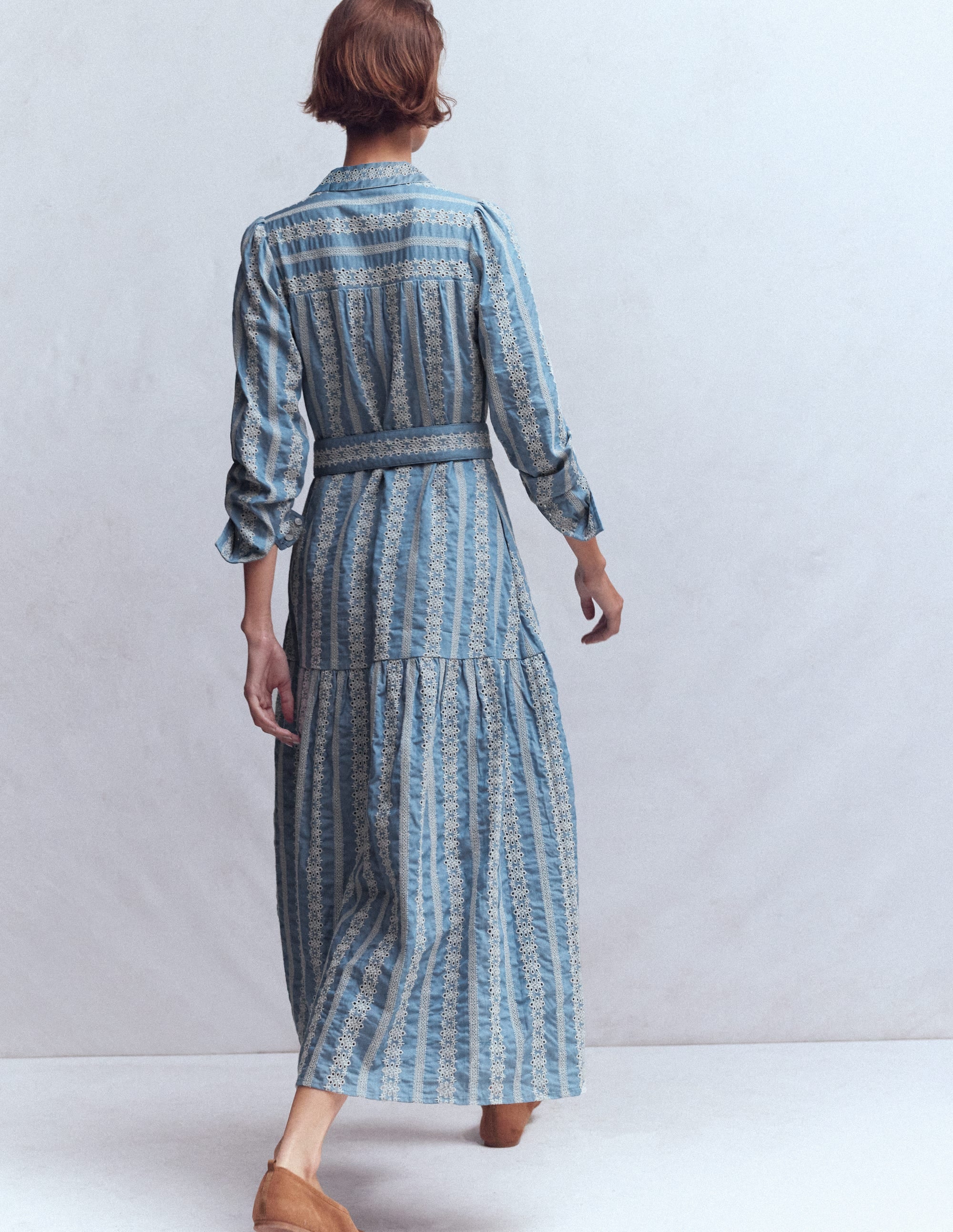 Ellie Maxi-Hemdblusenkleid aus Baumwolle-Lochstickerei Denim - Image 2