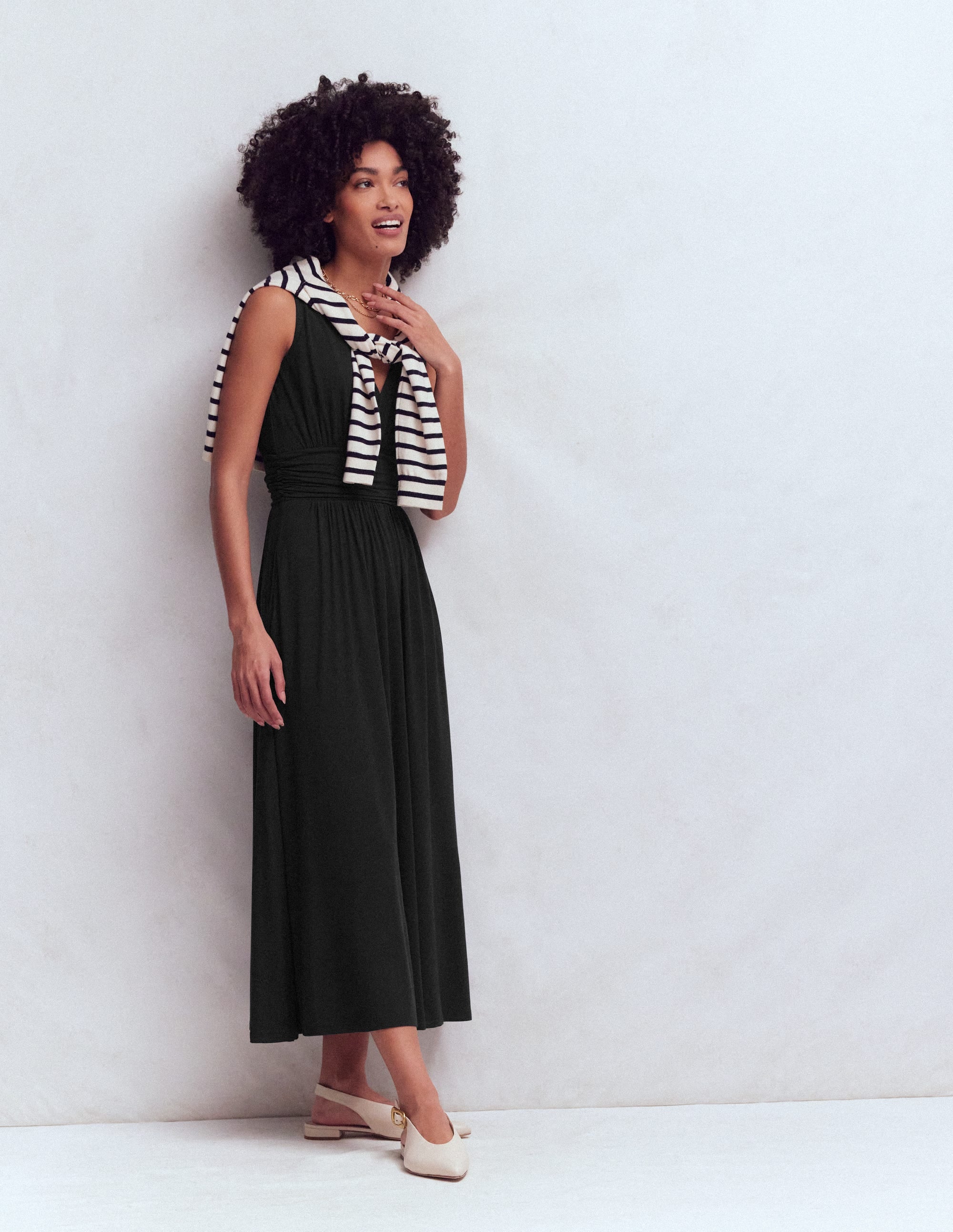 Elodie Jersey-Maxikleid-Schwarz - Image 6