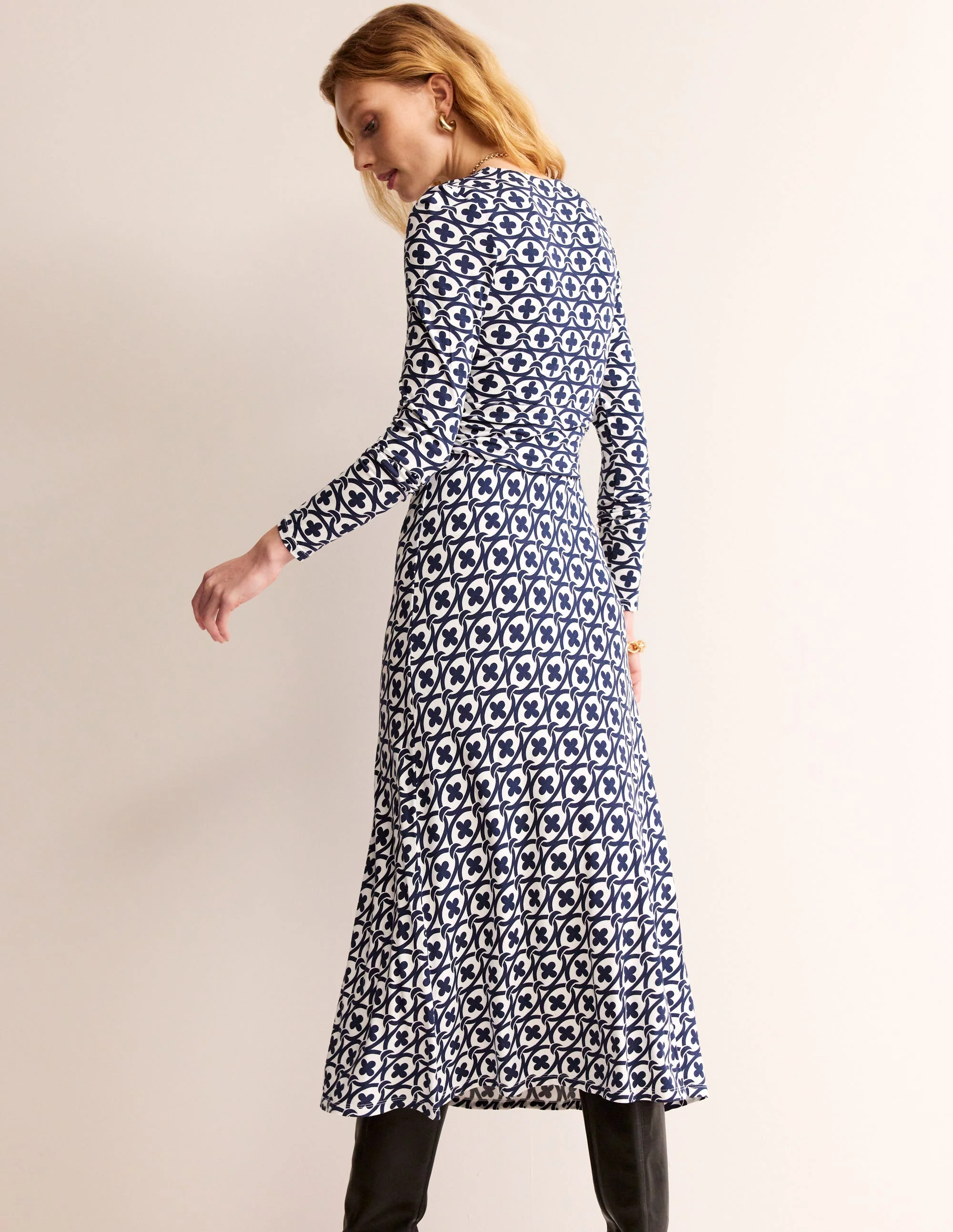 Elodie Midikleid in Empire-Form-Französisches Marineblau, Blütenkette - Image 3