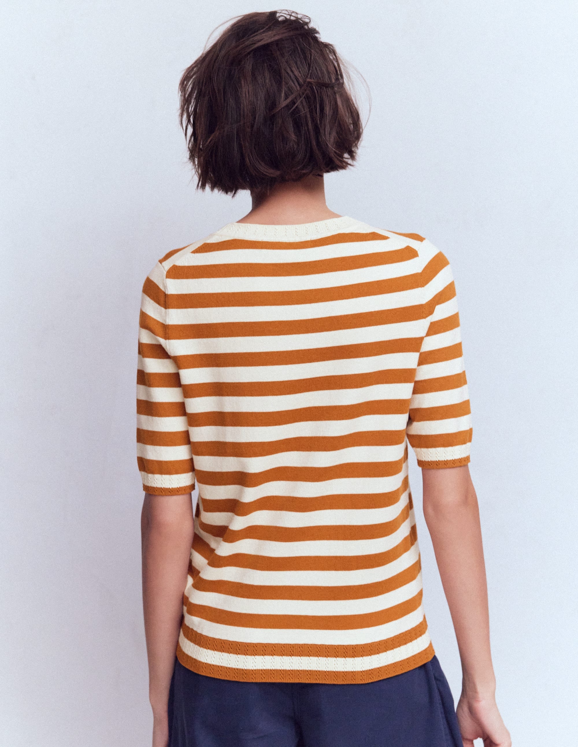 Emilia Baumwoll-T-Shirt mit Rundhalsausschnitt-Cognac/Warmes Naturweiß - Image 3
