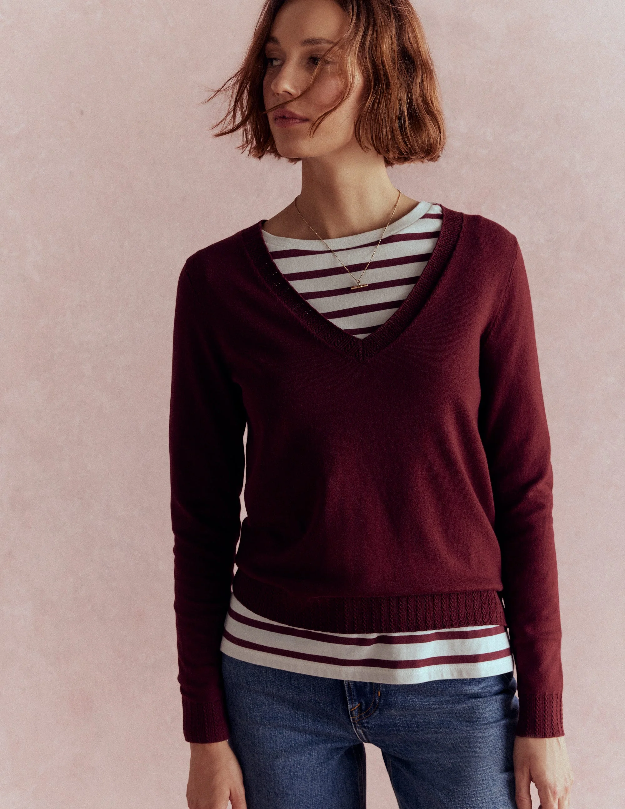 Emilia Baumwollpullover mit V-Ausschnitt-Dunkelviolett - Image 5