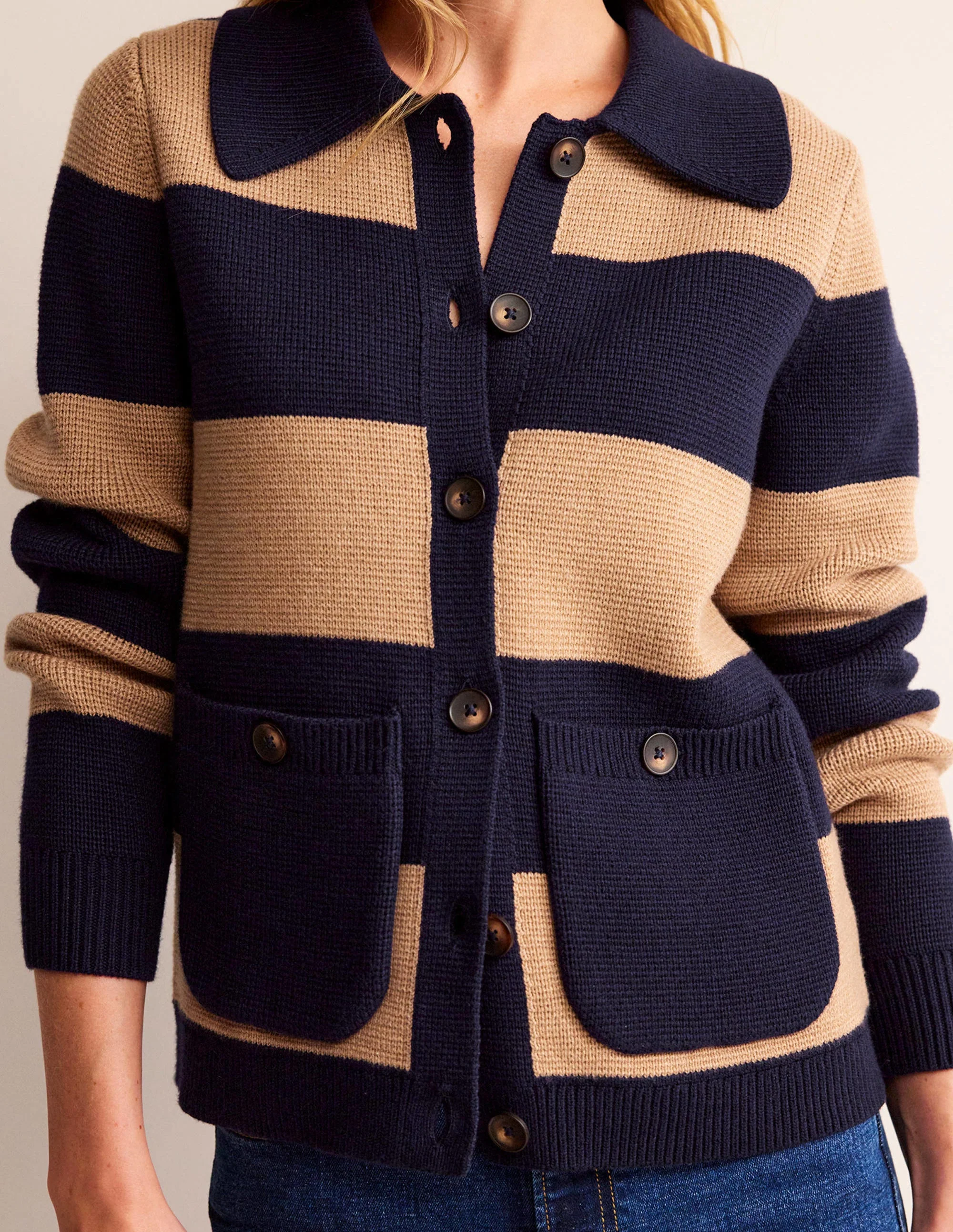 Emily Strickjacke aus Wollmischgewebe-Marineblau und Kamelbraun Meliert - Image 2