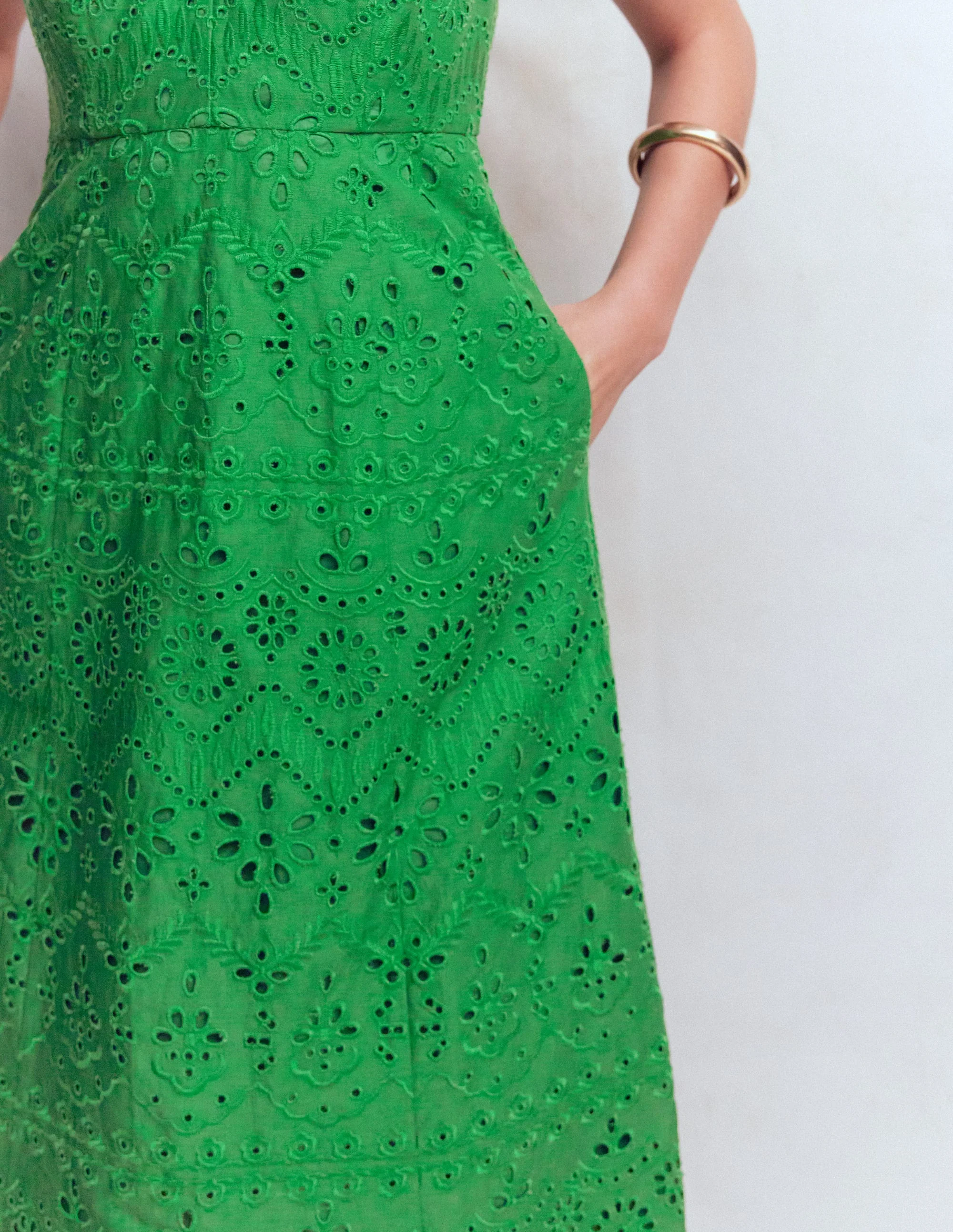 Empire-Kleid aus Leinen mit Lochstickerei-Sattes Smaragdgrün Lochstickerei - Image 2