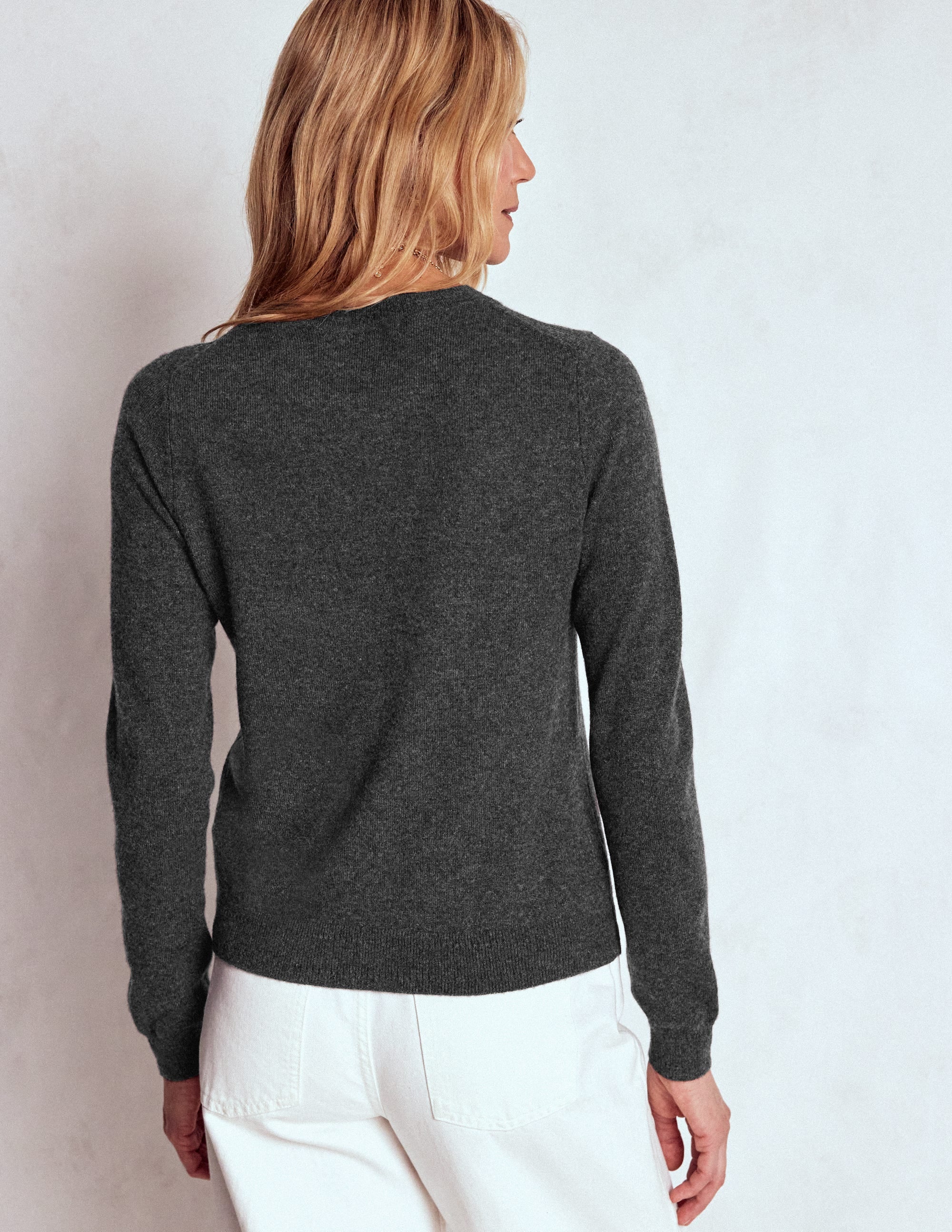Eva Kaschmirpullover mit Rundhalsausschnitt-Anthrazit Melange - Image 3