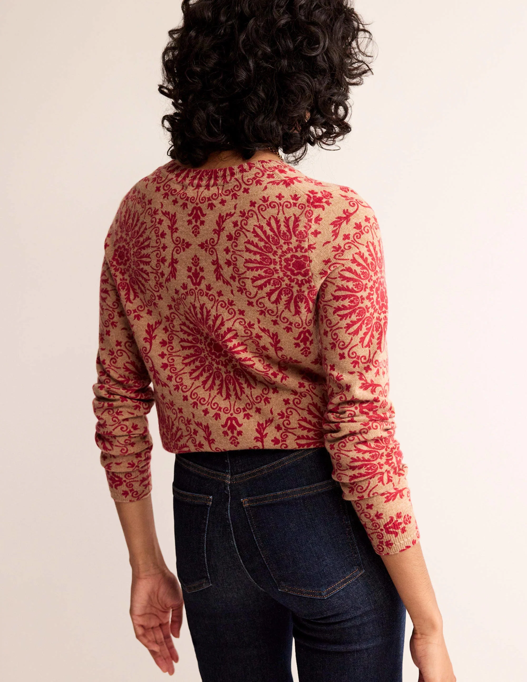 Eva Kaschmirpullover mit Rundhalsausschnitt-Kamelbraun Pfingstrose - Image 3