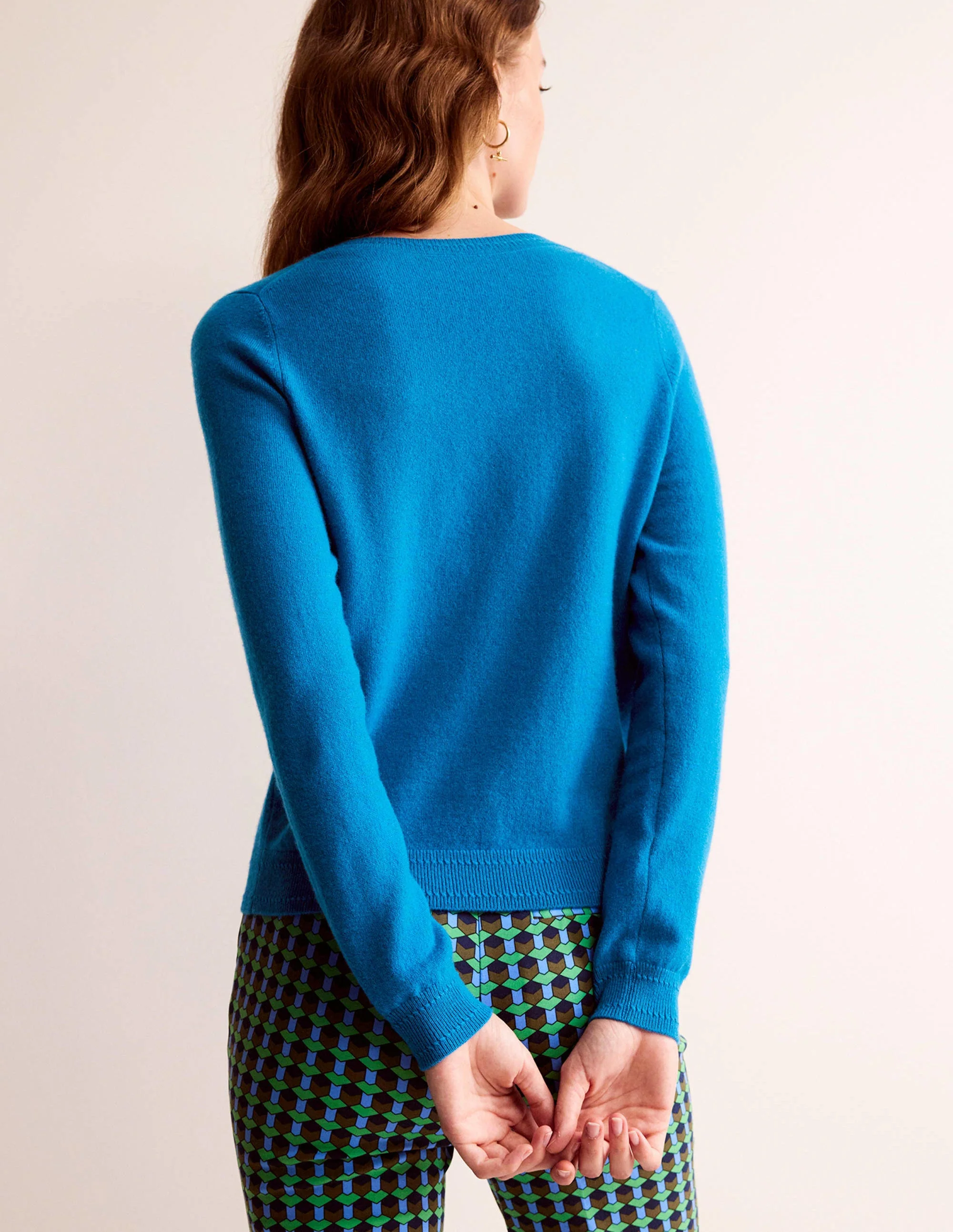Eva Kaschmirpullover mit V-Ausschnitt-Cyanblau - Image 3