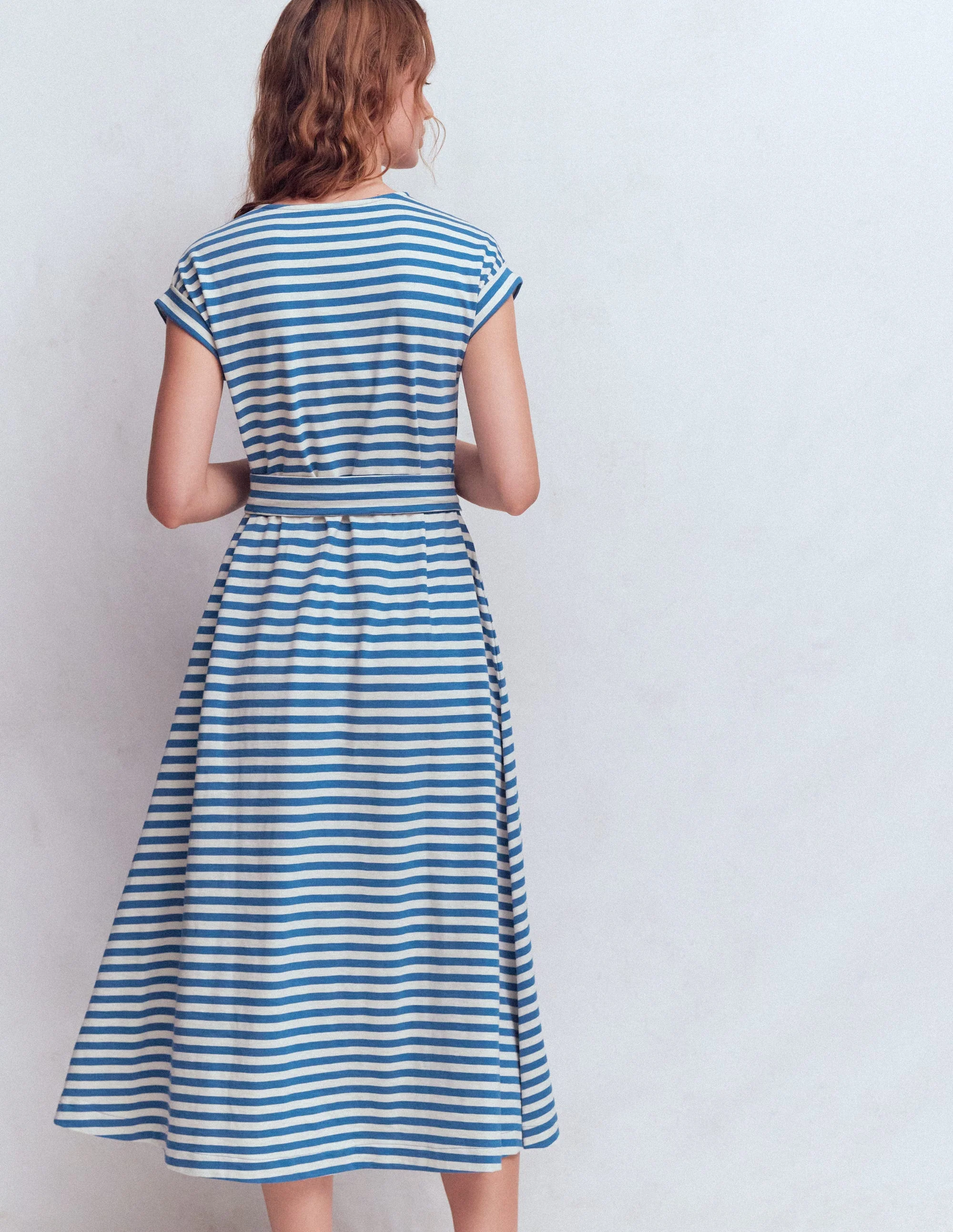Eve Jersey-Midikleid-Blau und Naturweiß Gestreift - Image 3