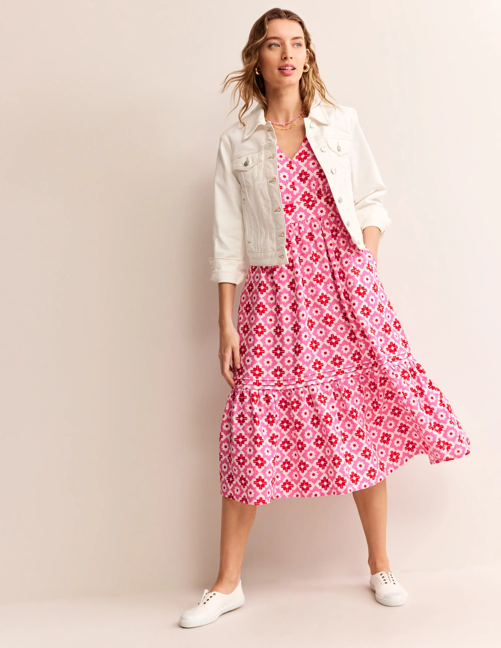 Eve Midikleid aus Leinen-Pink Power, Geometrischer Stempel - Image 5
