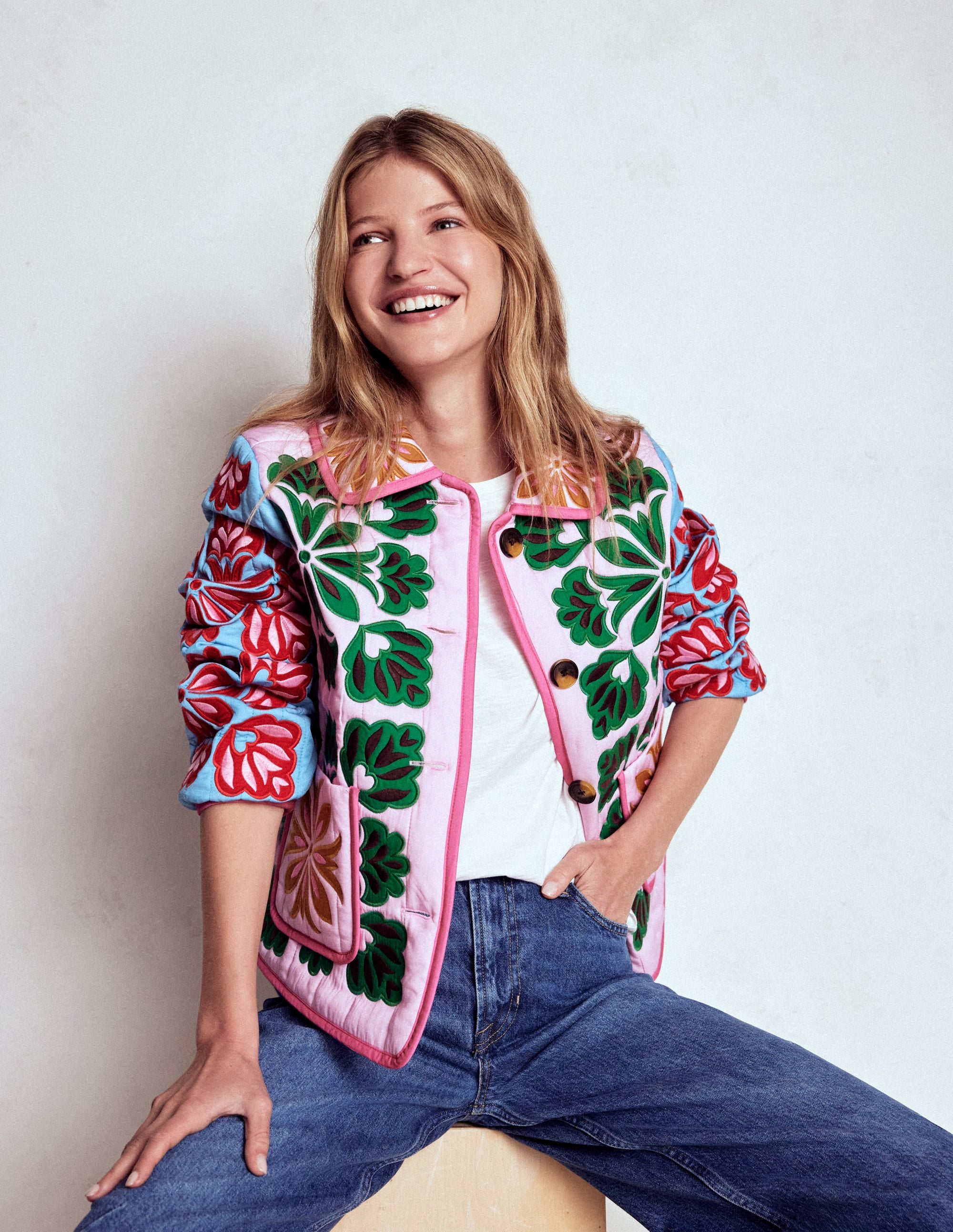 Fitzrovia Bestickte Jacke-Bunt Applikation