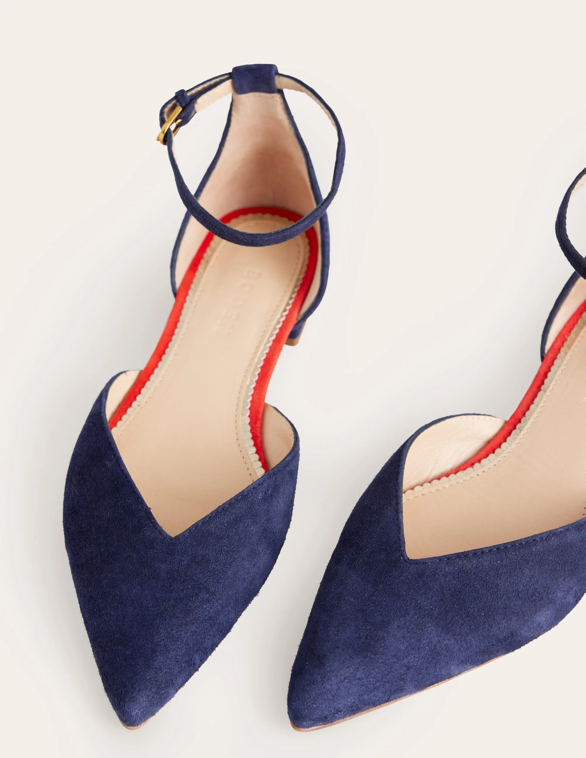 Flache Ballerina-Pumps mit Knöchelriemen-Marineblau Wildleder - Image 4