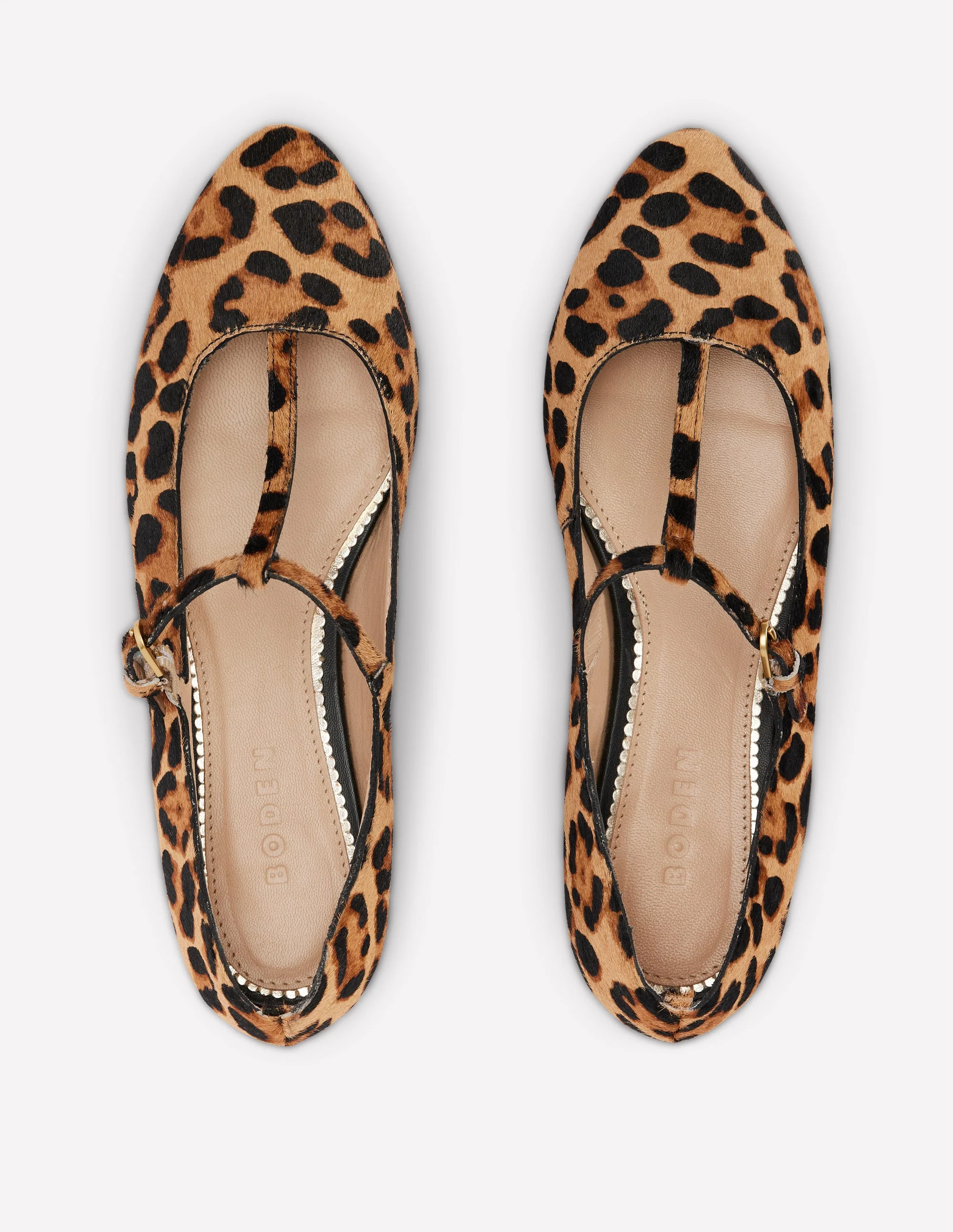 Flache Schuhe mit runder Zehenpartie und T-Steg-Mohair, Leopardenmuster - Image 5