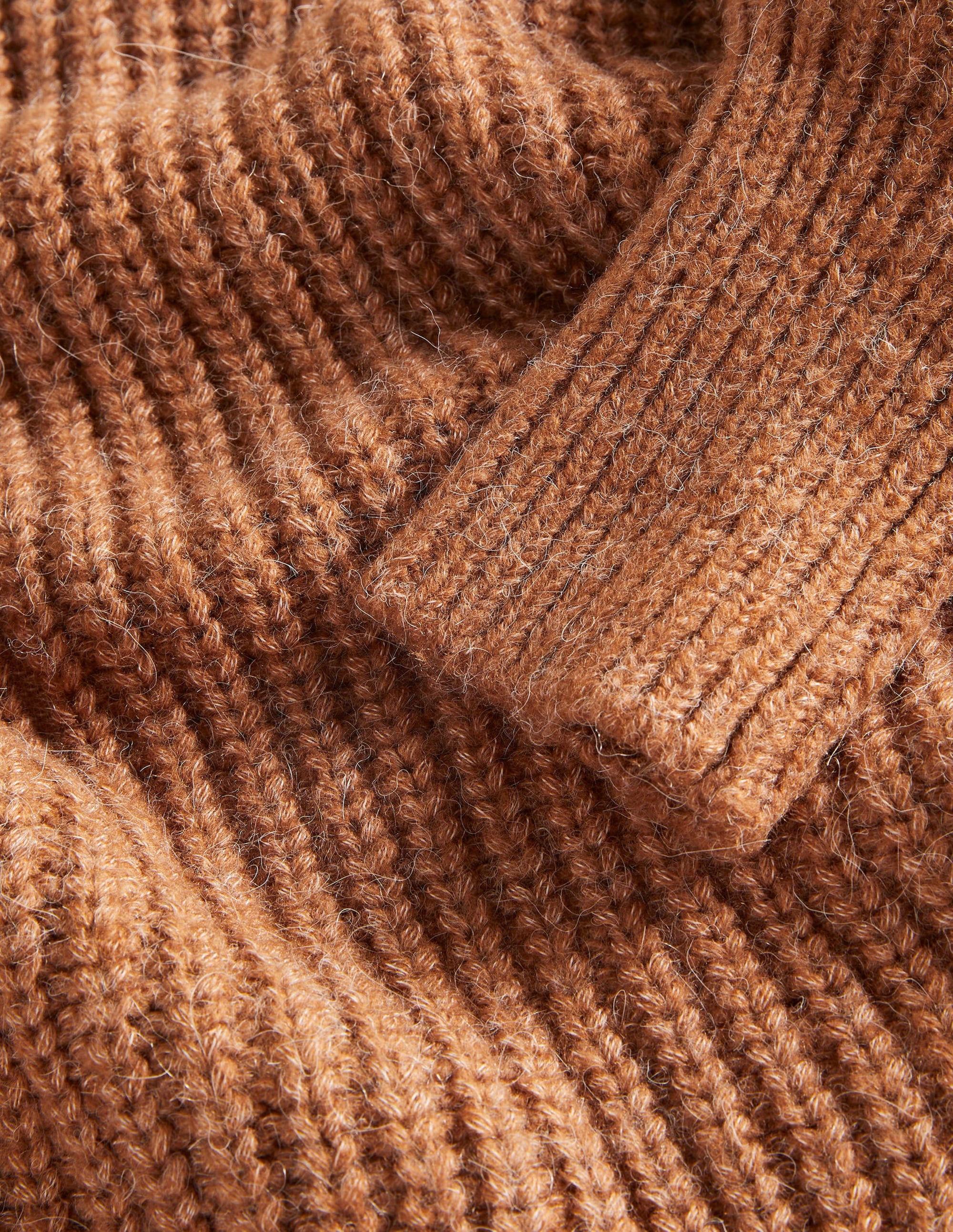 Flauschiger Rippstrickpullover mit hohem Kragen-Karamellbonbonbraun Melange - Image 6