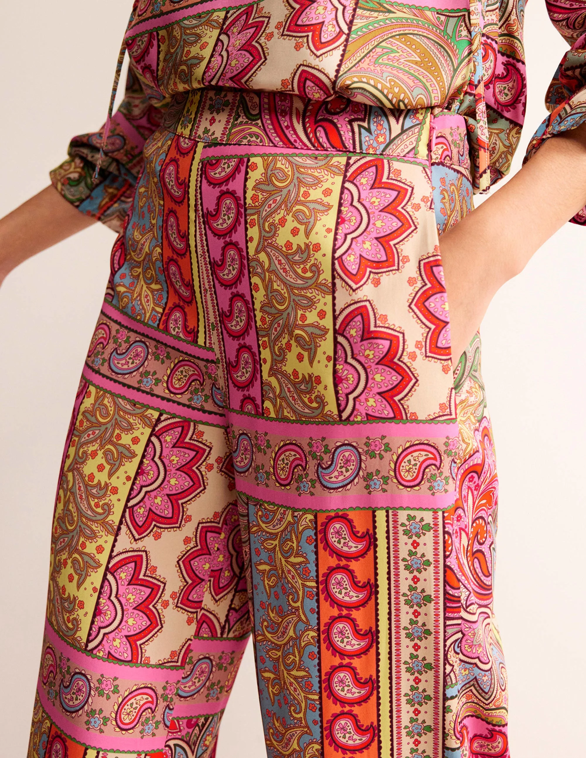 Fließende Hose mit weitem Bein-Bunt, Patchwork - Image 2