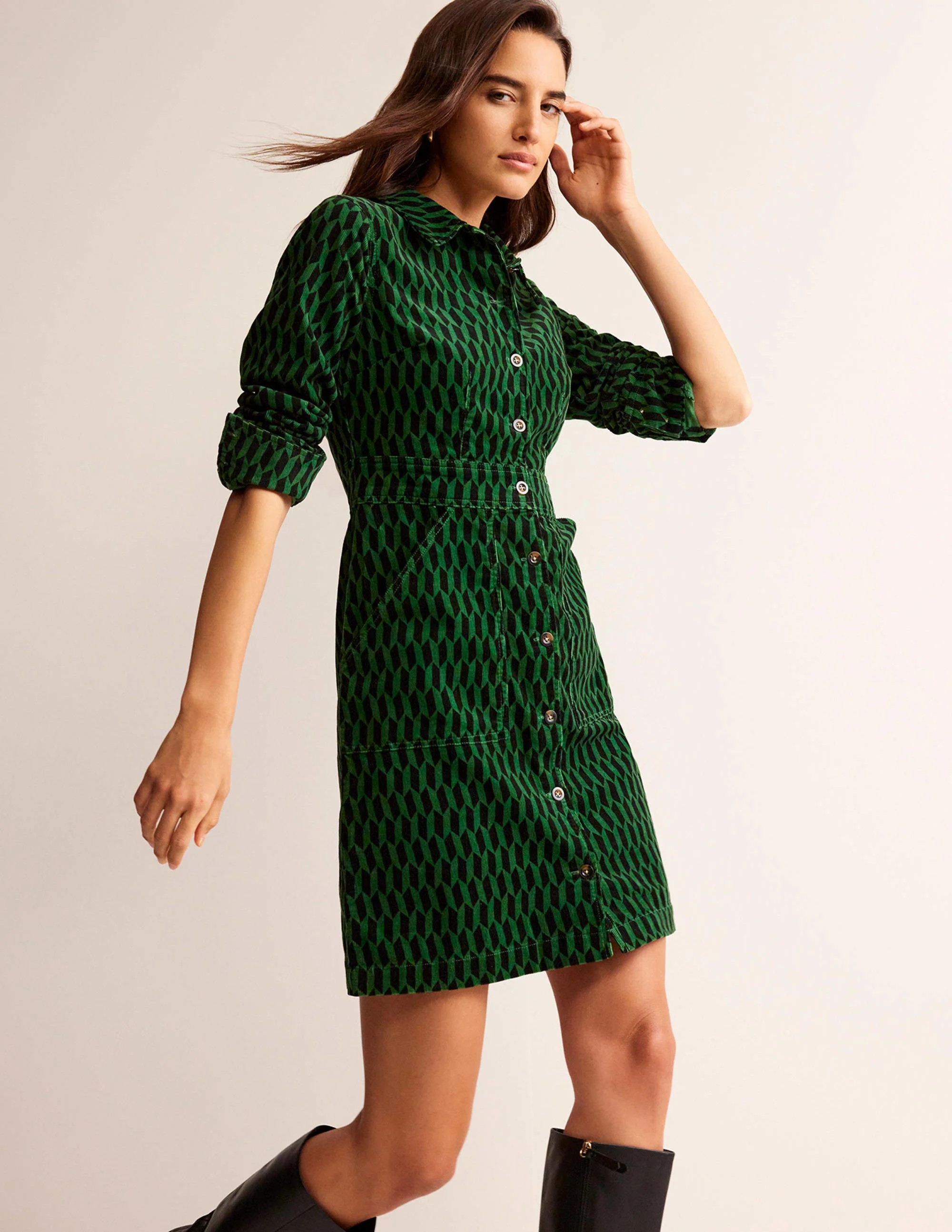 Flora Hemdblusenkleid aus Cord-Amazonasgrün, Fliesen - Image 4