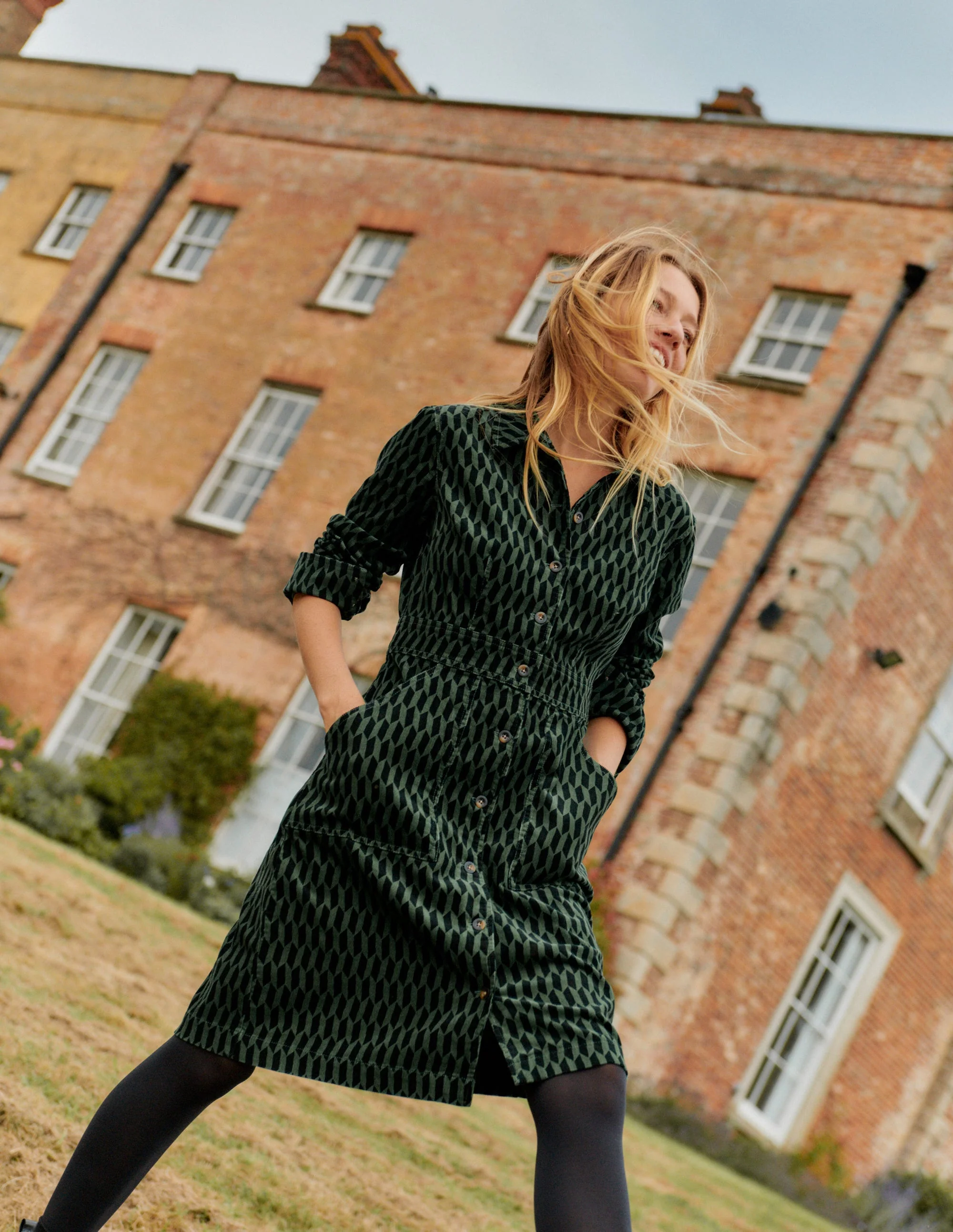 Flora Hemdblusenkleid aus Cord-Amazonasgrün, Fliesen - Image 5