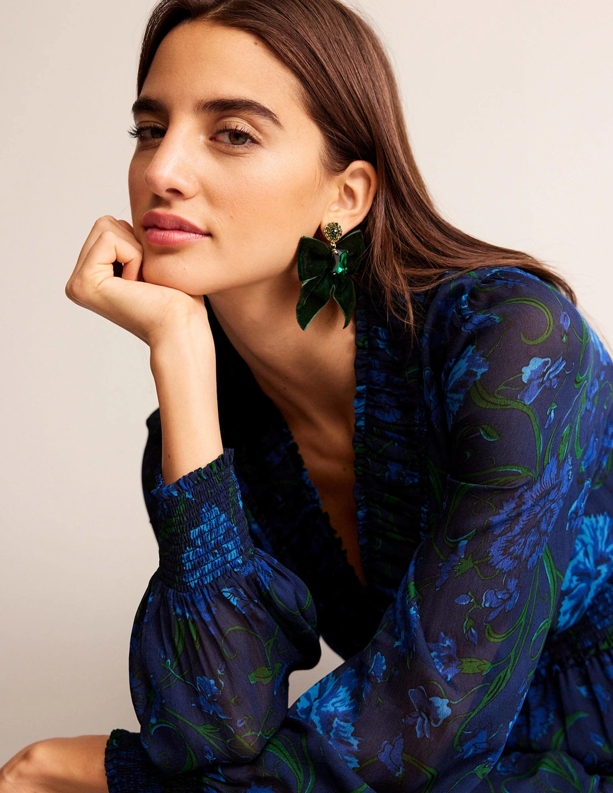 Florales Maxikleid mit Rüschenkragen-Marineblau, Freesie