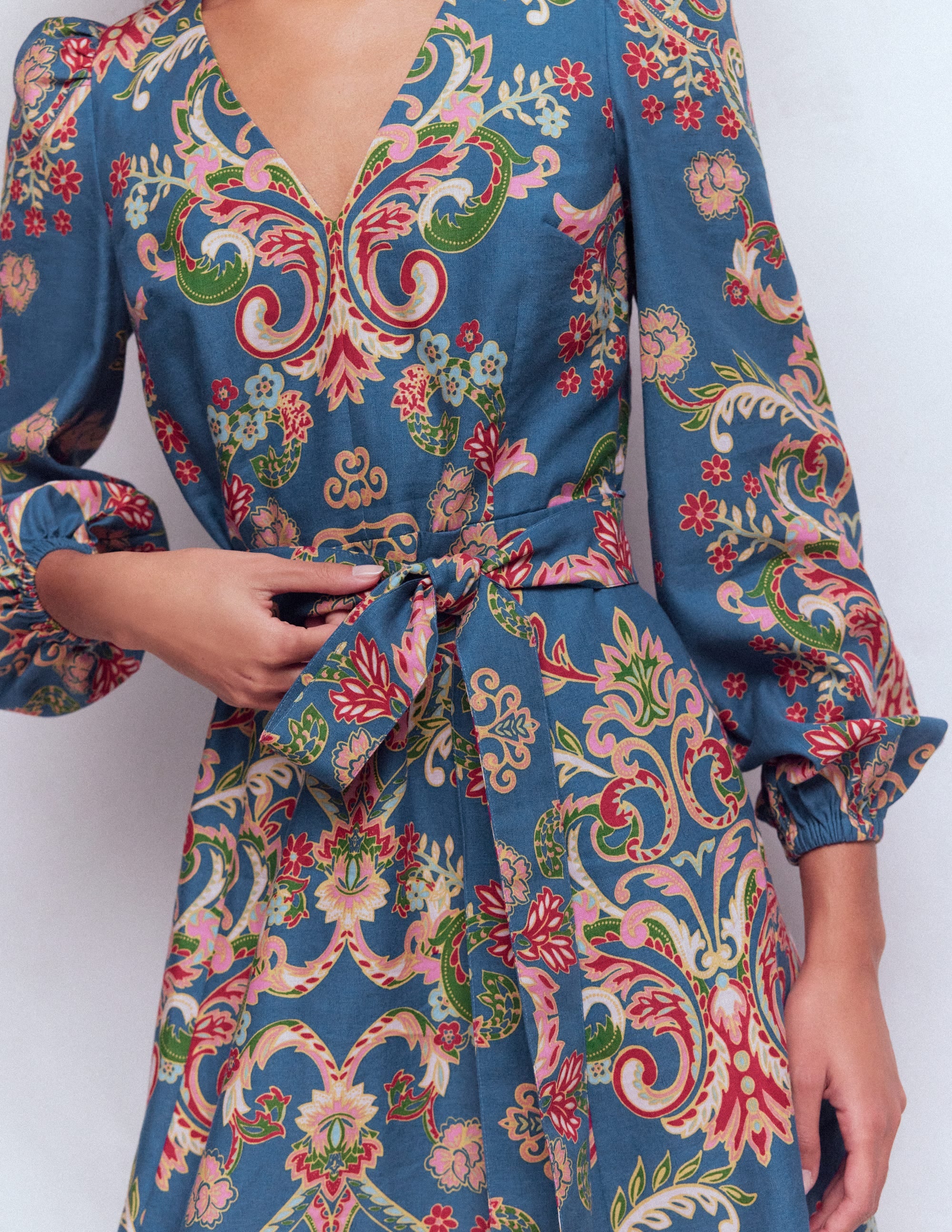 Florence Kleid aus Leinenmischgewebe-Blau, Bezaubernder Blumenstrauß - Image 3