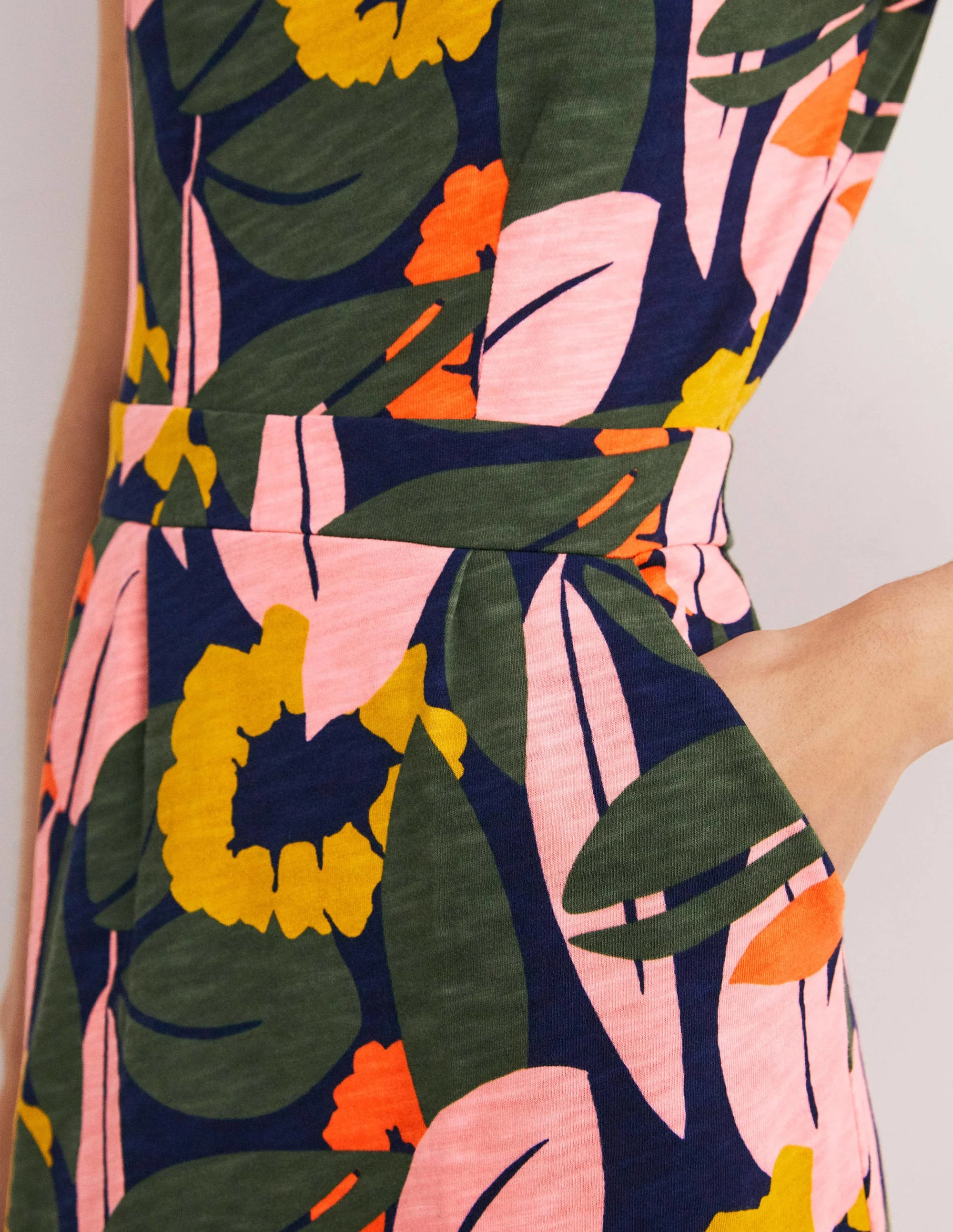 Florrie Jerseykleid-Französisches Navy, Abstrakte Blumen - Image 3