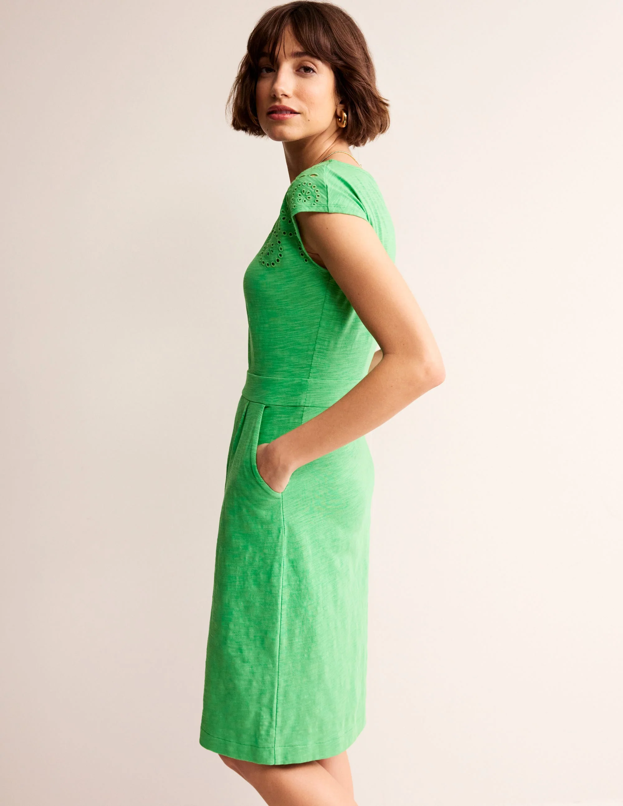 Florrie Kleid mit Lochstickerei-Black - Image 4