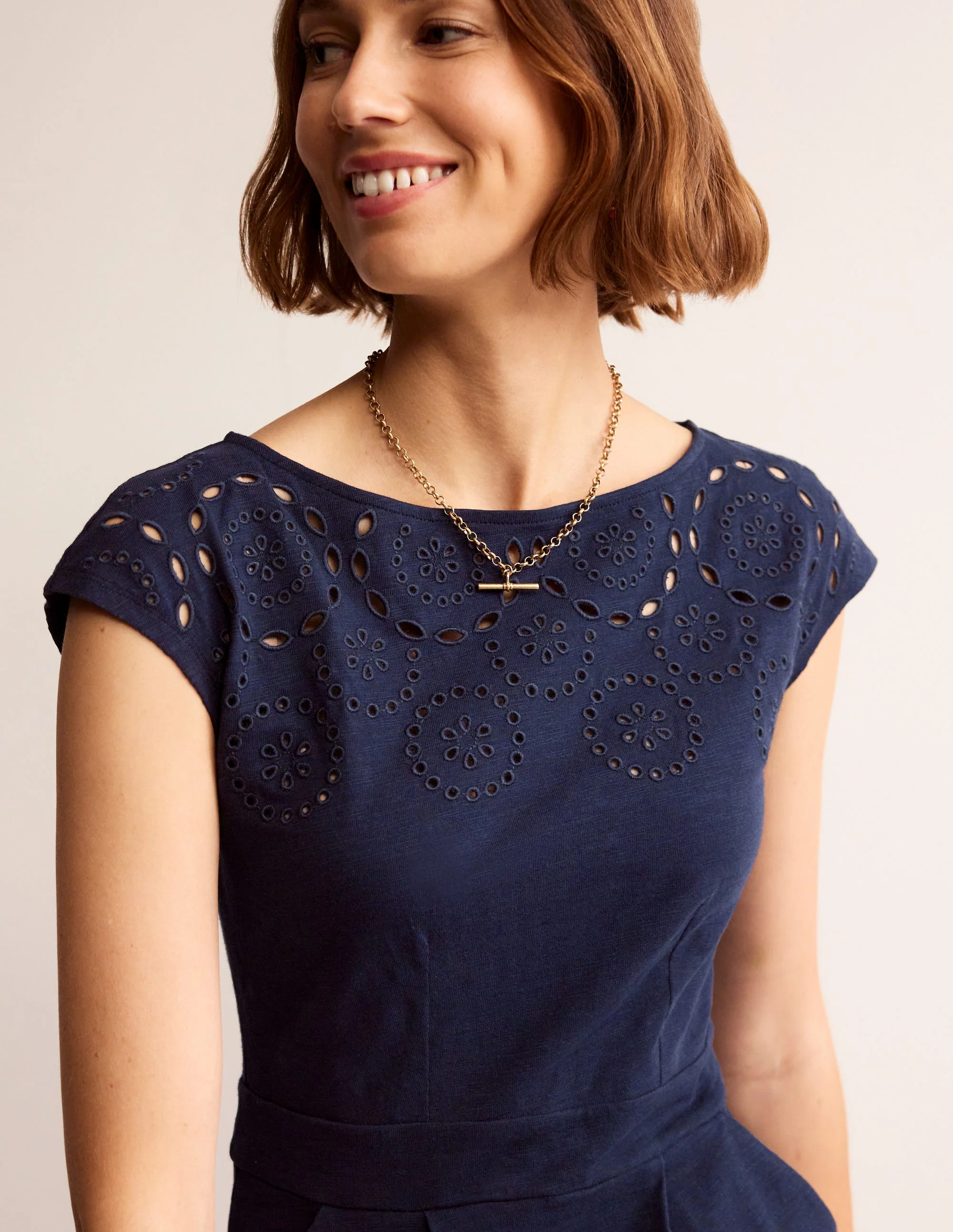 Florrie Kleid mit Lochstickerei-Marineblau - Image 2