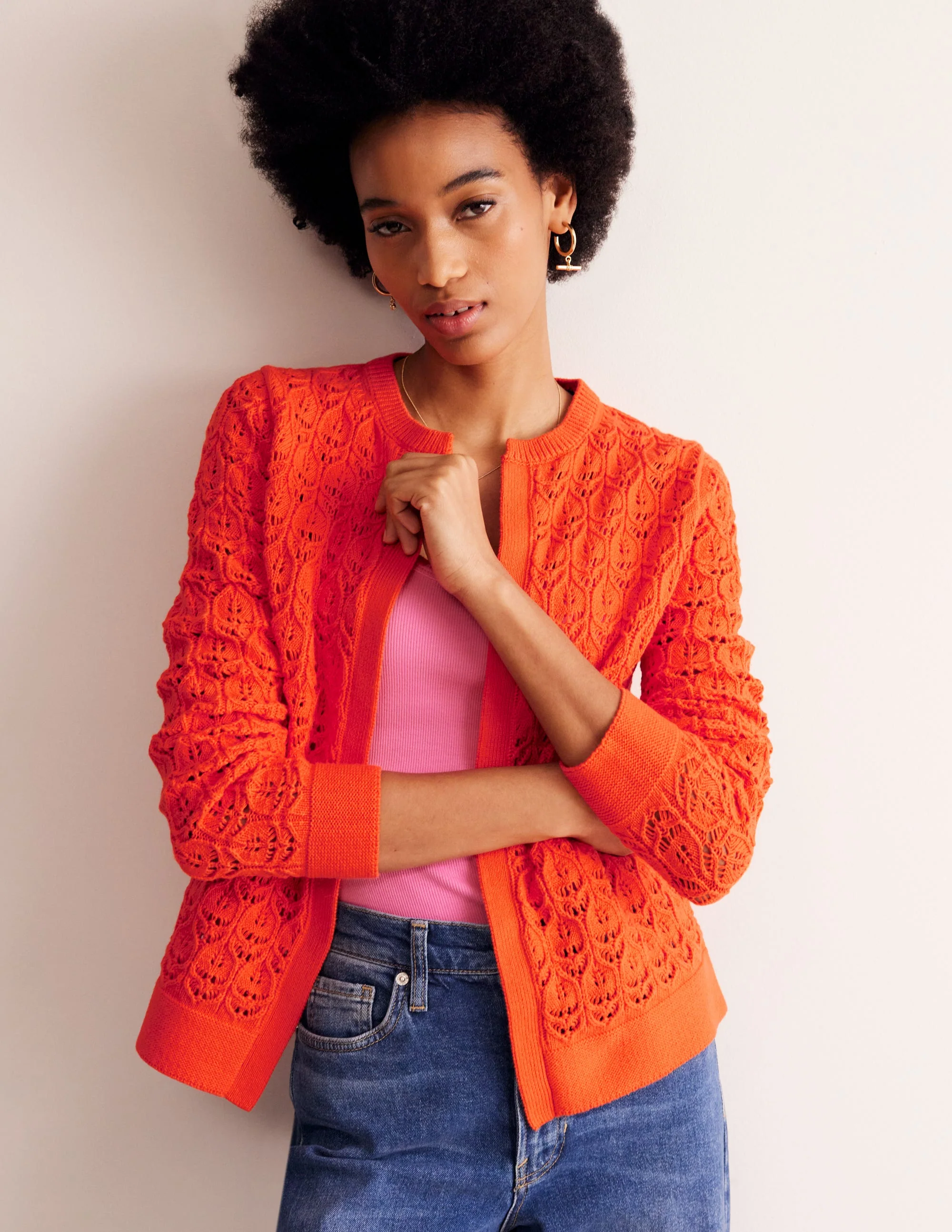 Gehäkelte Strickjacke-Mandarinenorange