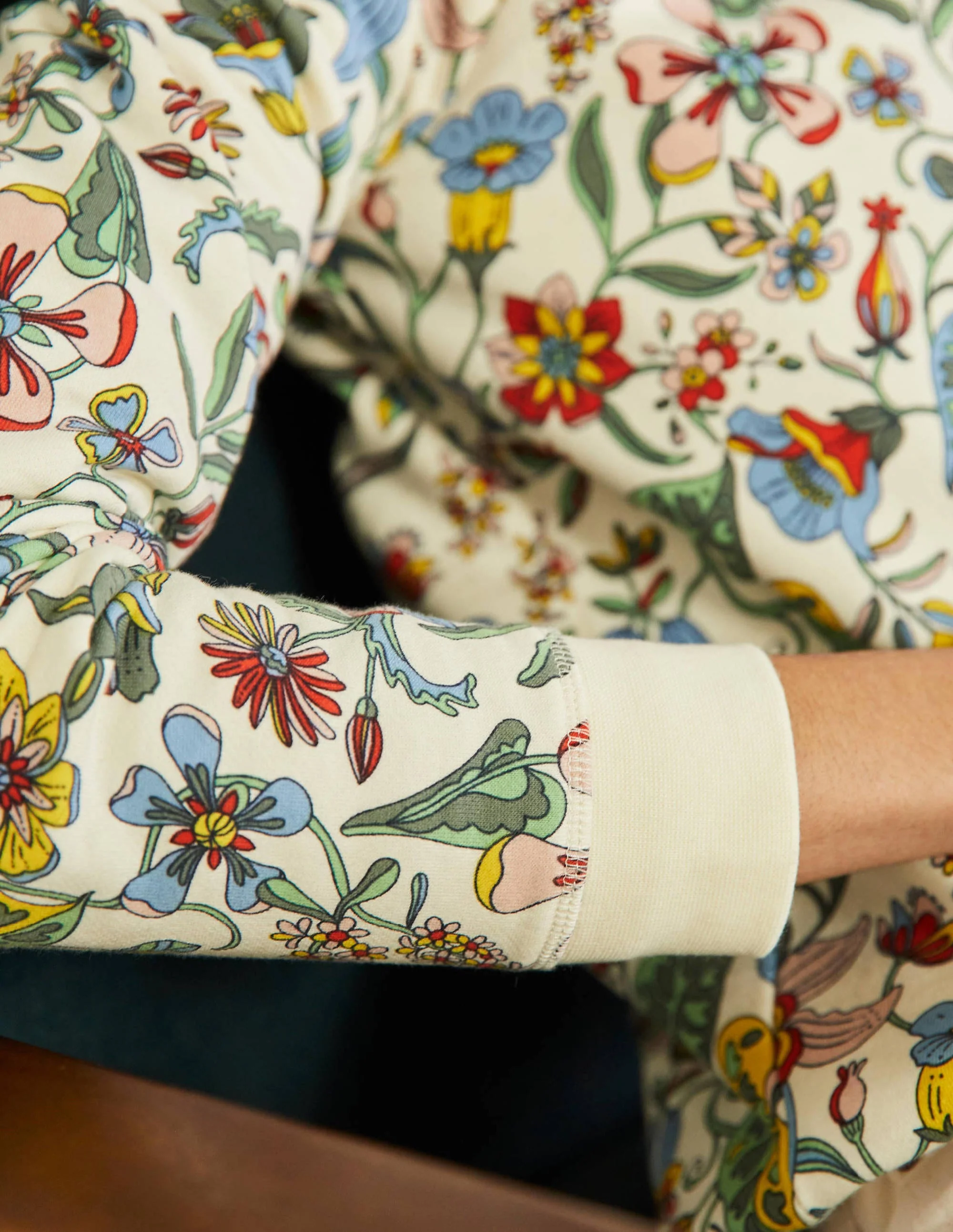 Gemustertes Sweatshirt aus Baumwolle-Naturweiß, Tropisches Blumenmuster - Image 2