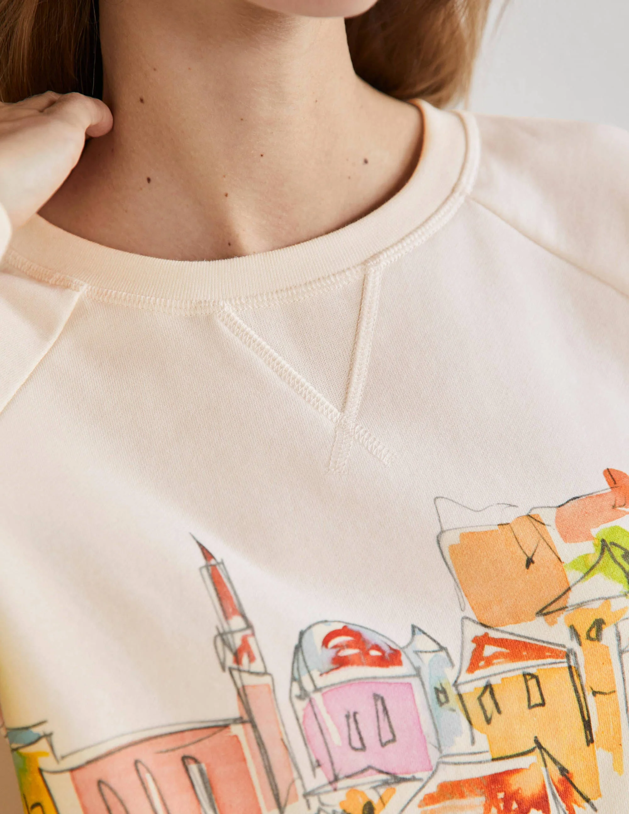 Gemustertes Sweatshirt aus Baumwolle-Surfblau, Regenbogen/Dorfmotiv - Image 2