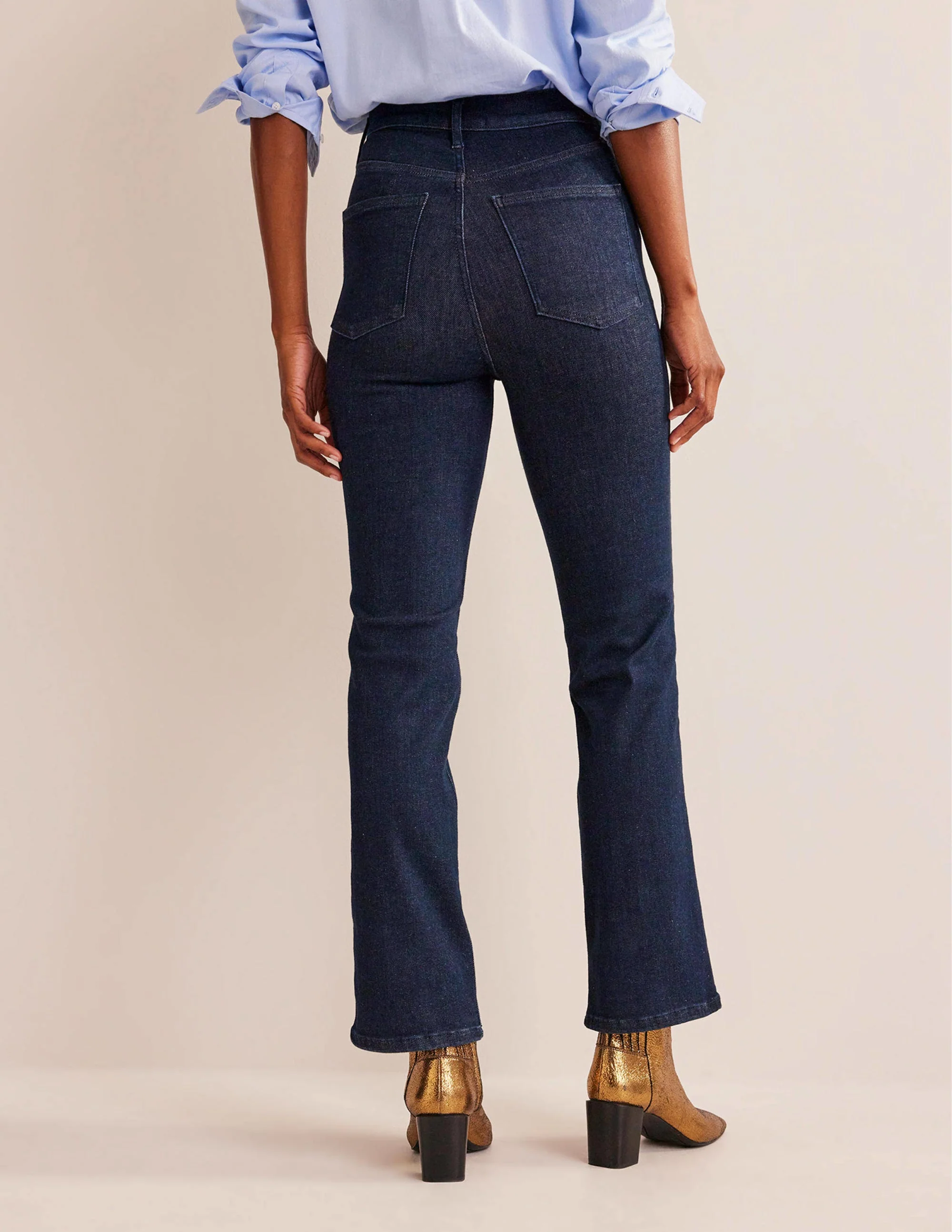 Gerade Jeans mit aufgesetzten Taschen-Indigo-Waschung - Image 3