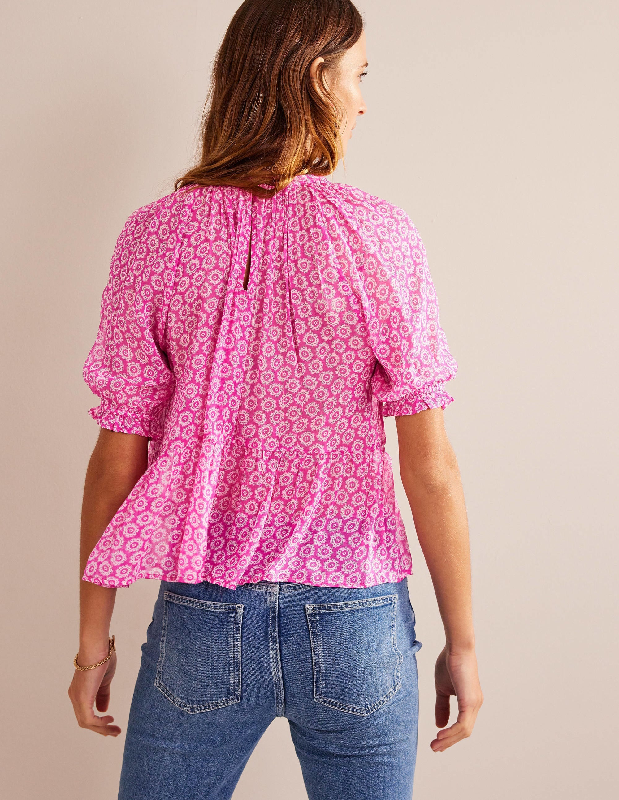 Gerafftes Georgette-Oberteil mit Glitzer-Phlox-Rosa, Sunrise Pop - Image 3