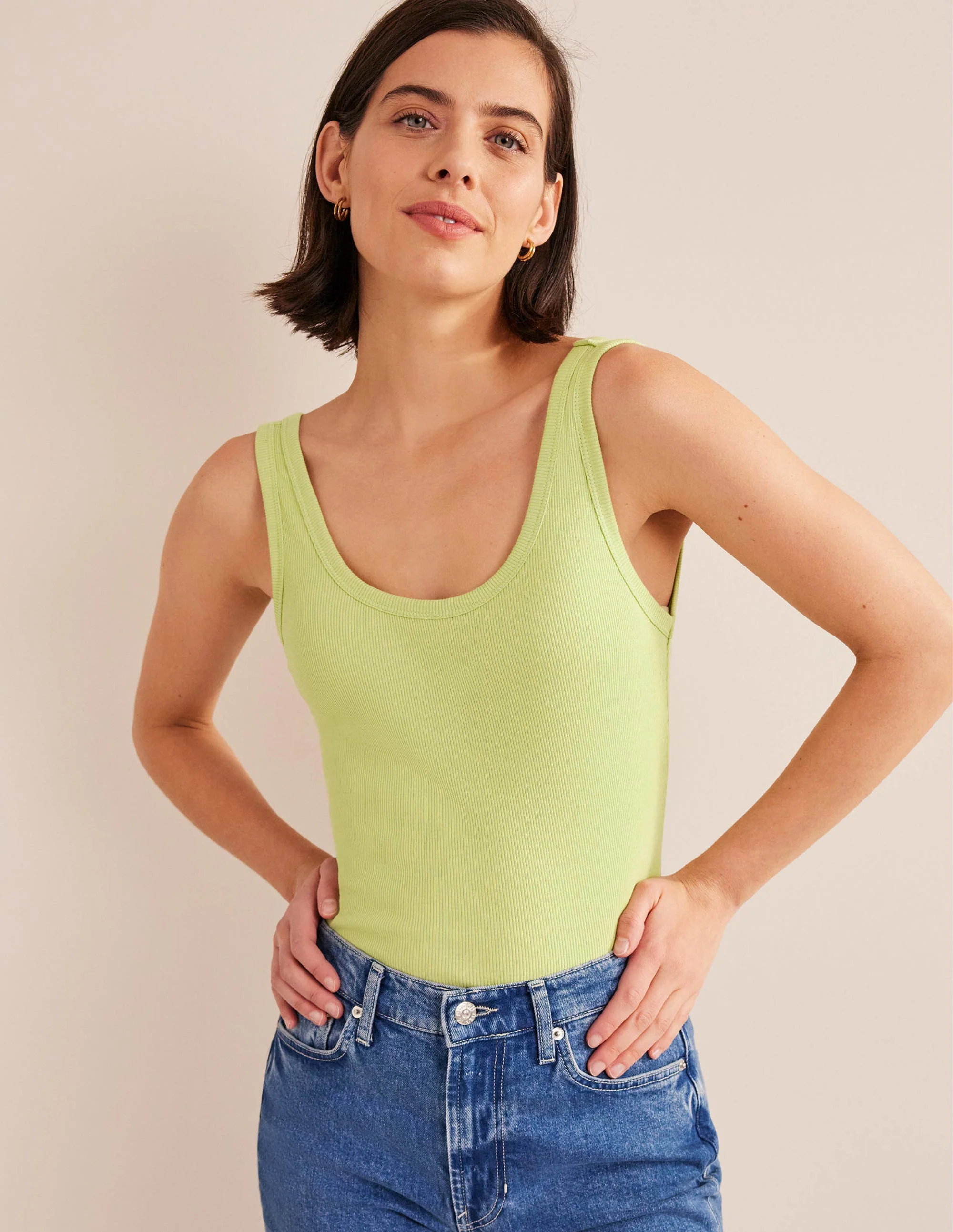 Geripptes Tanktop mit Rundhalsausschnitt-Zartes Pistaziengrün - Image 2