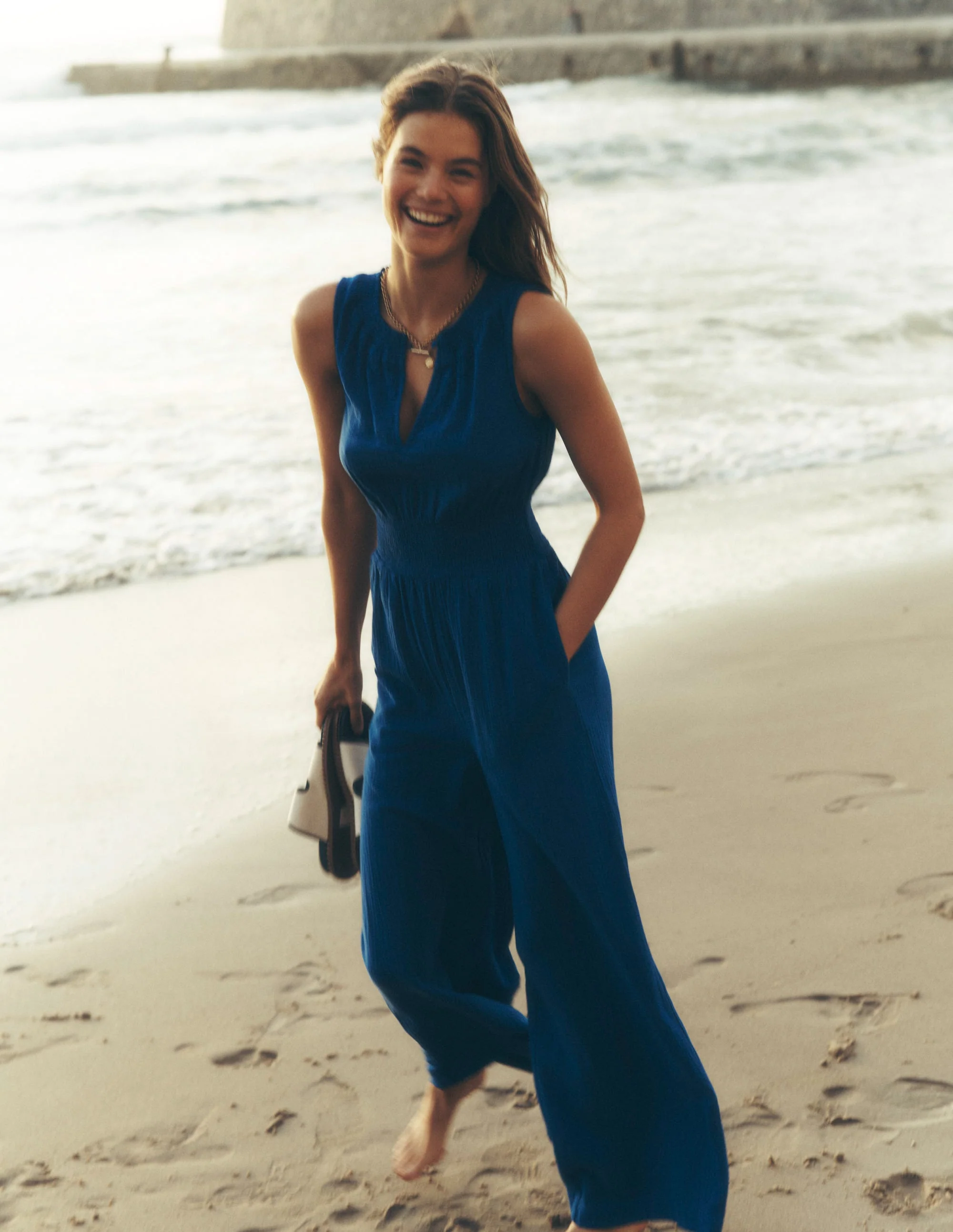 Gesmokter Doppeltuch-Jumpsuit-Leuchtendes Blau - Image 5