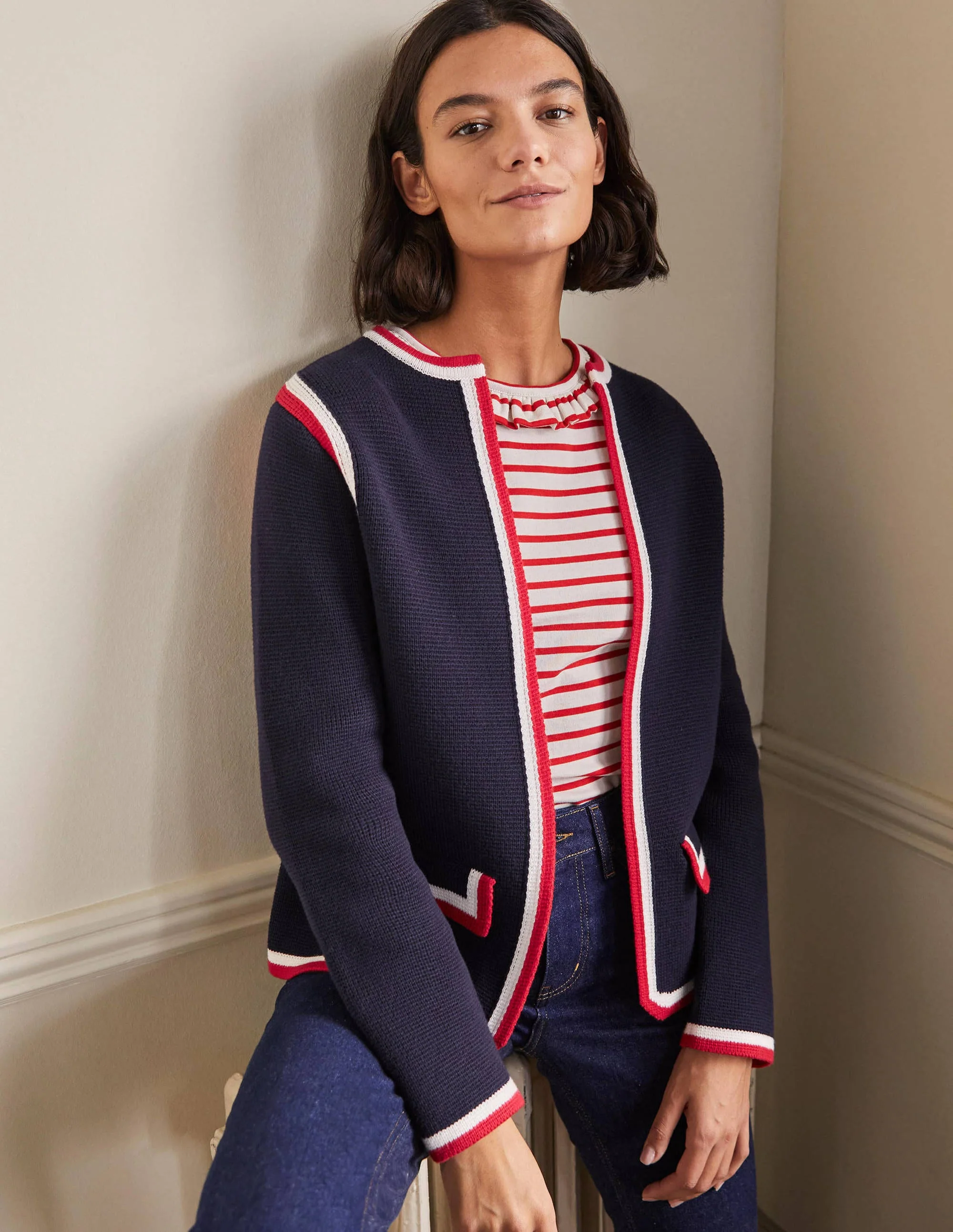 Gestreifte Strickjacke mit Borte-Marineblau
