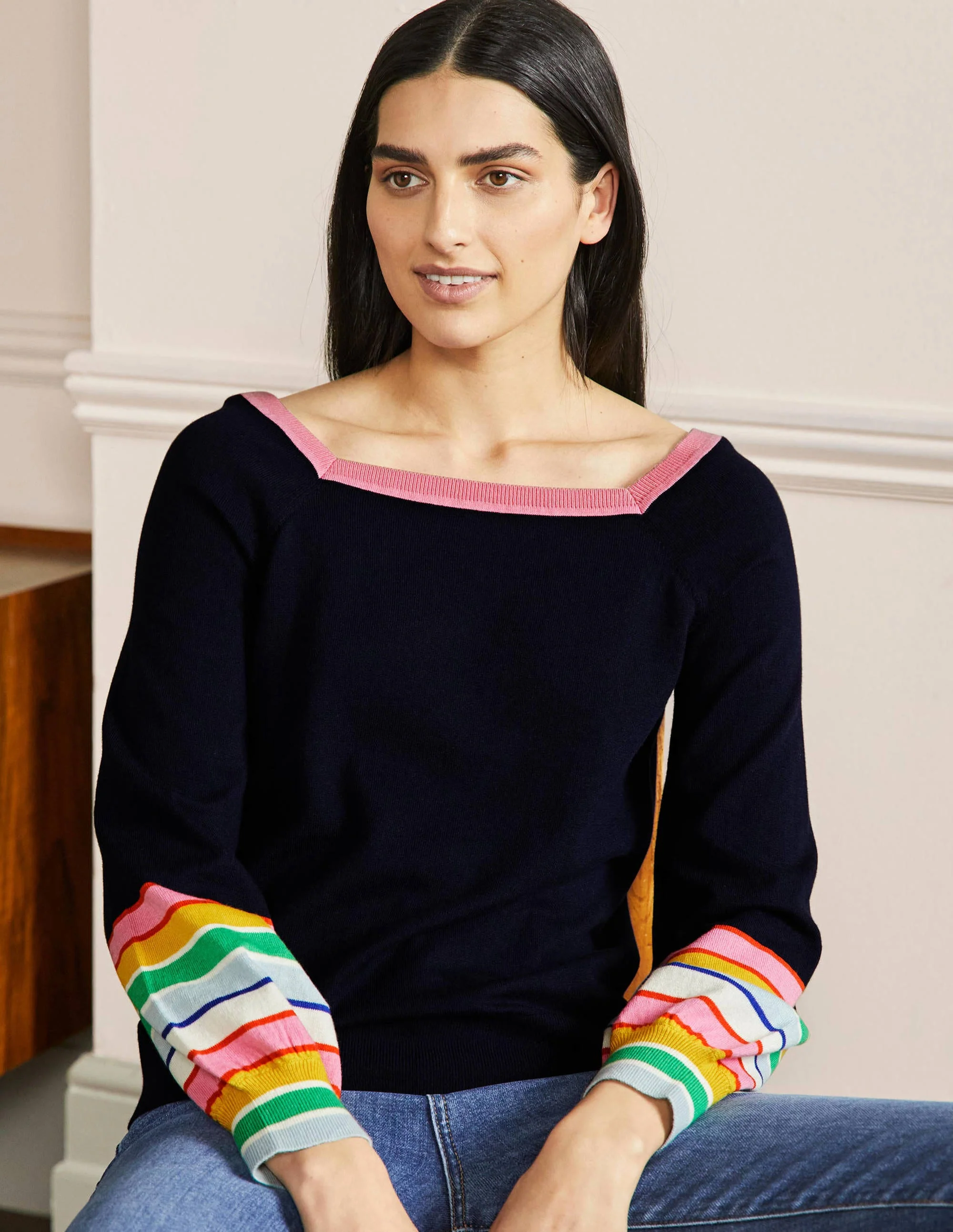 Gestreifter Pullover mit eckigem Ausschnitt-Marineblau