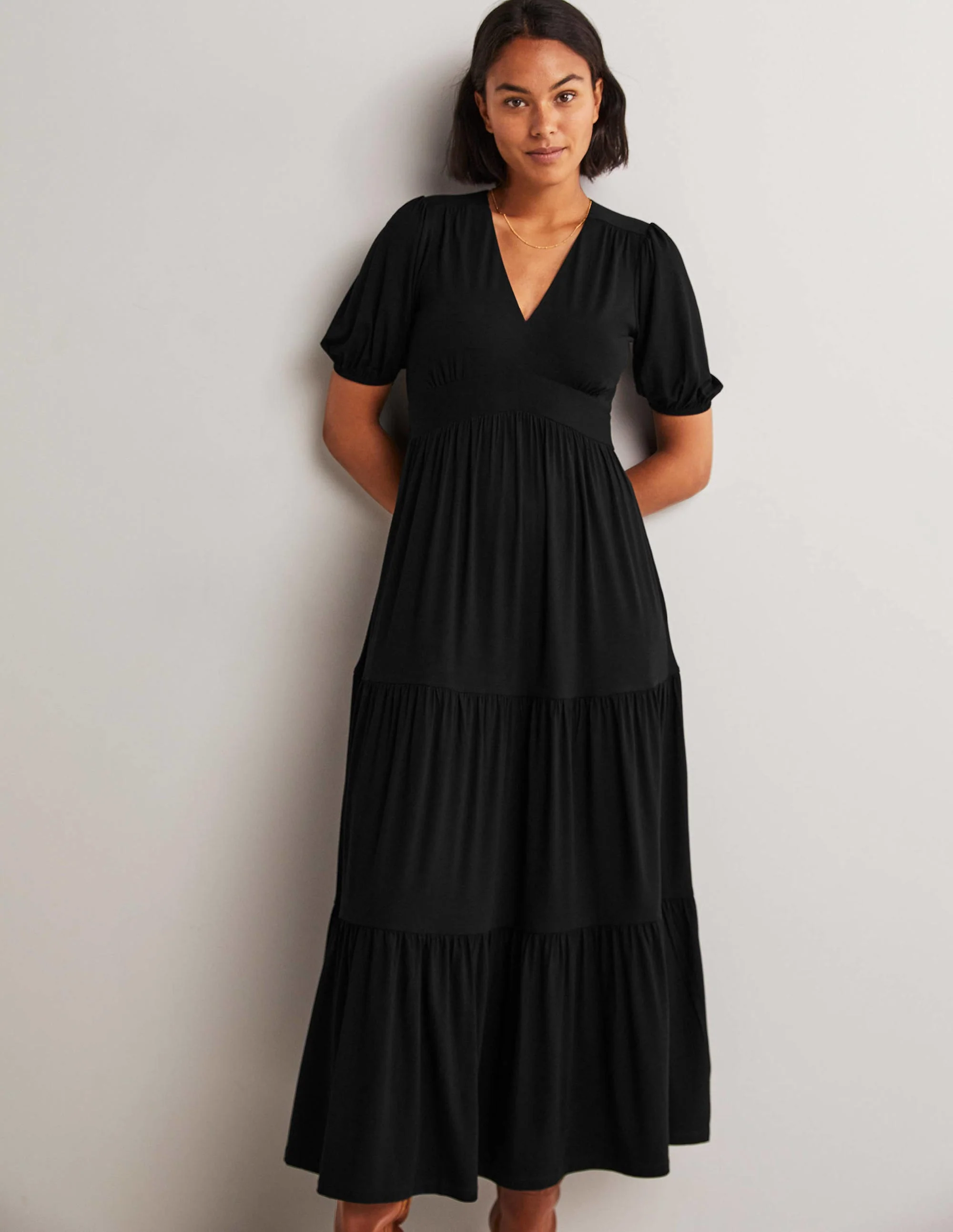 Gestuftes Jersey-Maxikleid-Schwarz