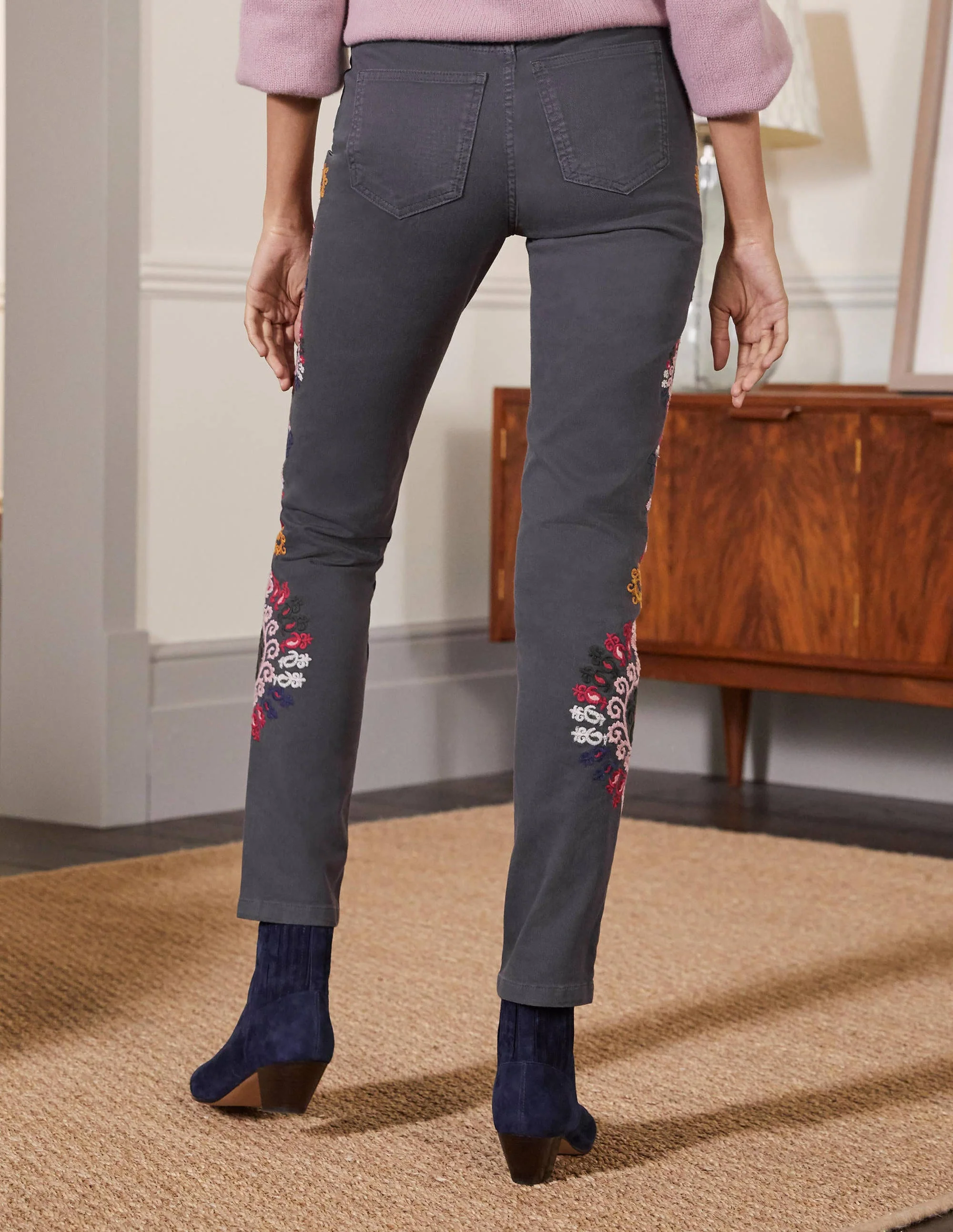 Girlfriend-Jeans-Asphaltgrau, Stickerei - Image 3