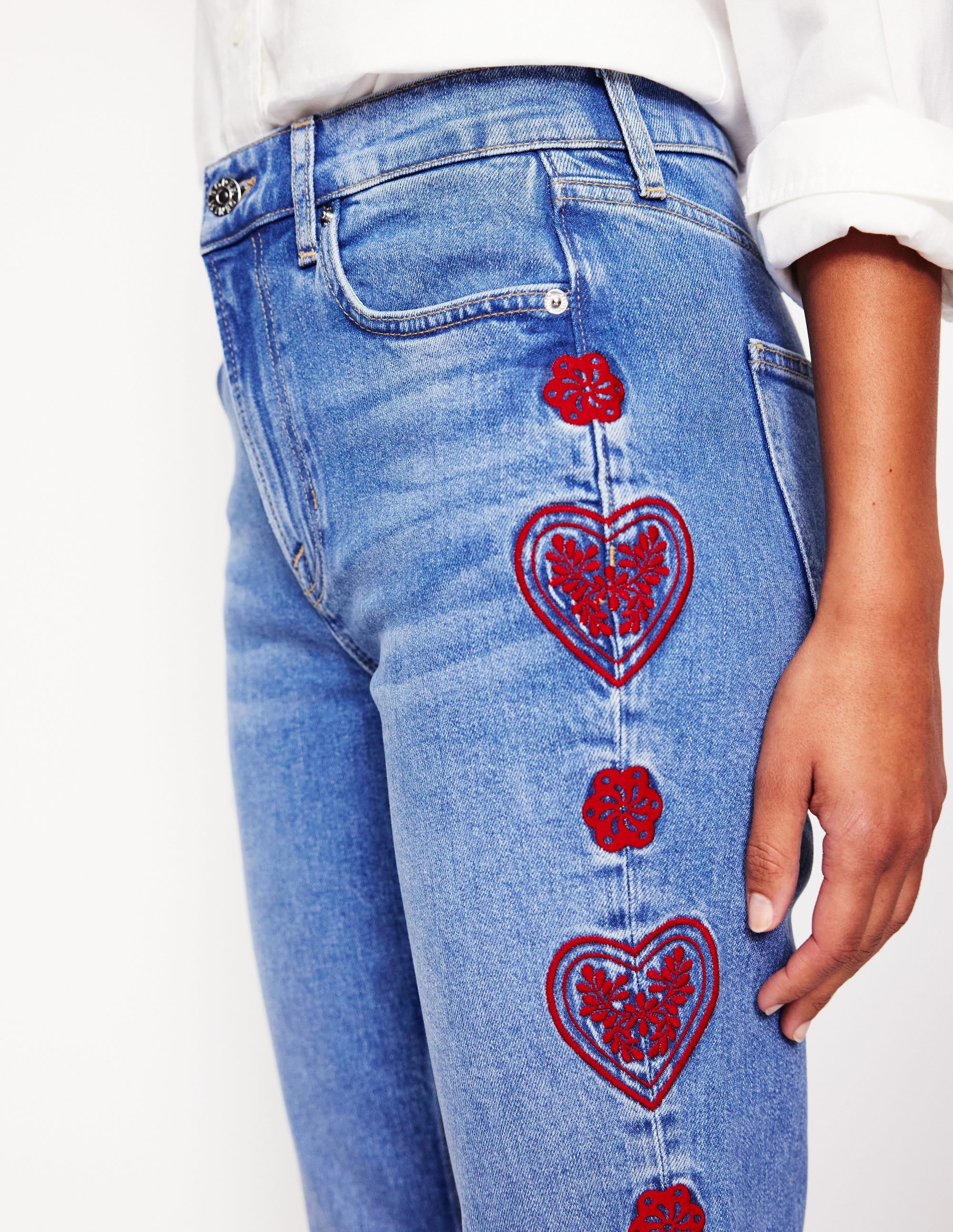 Girlfriend-Jeans-Herzstickerei - Image 3