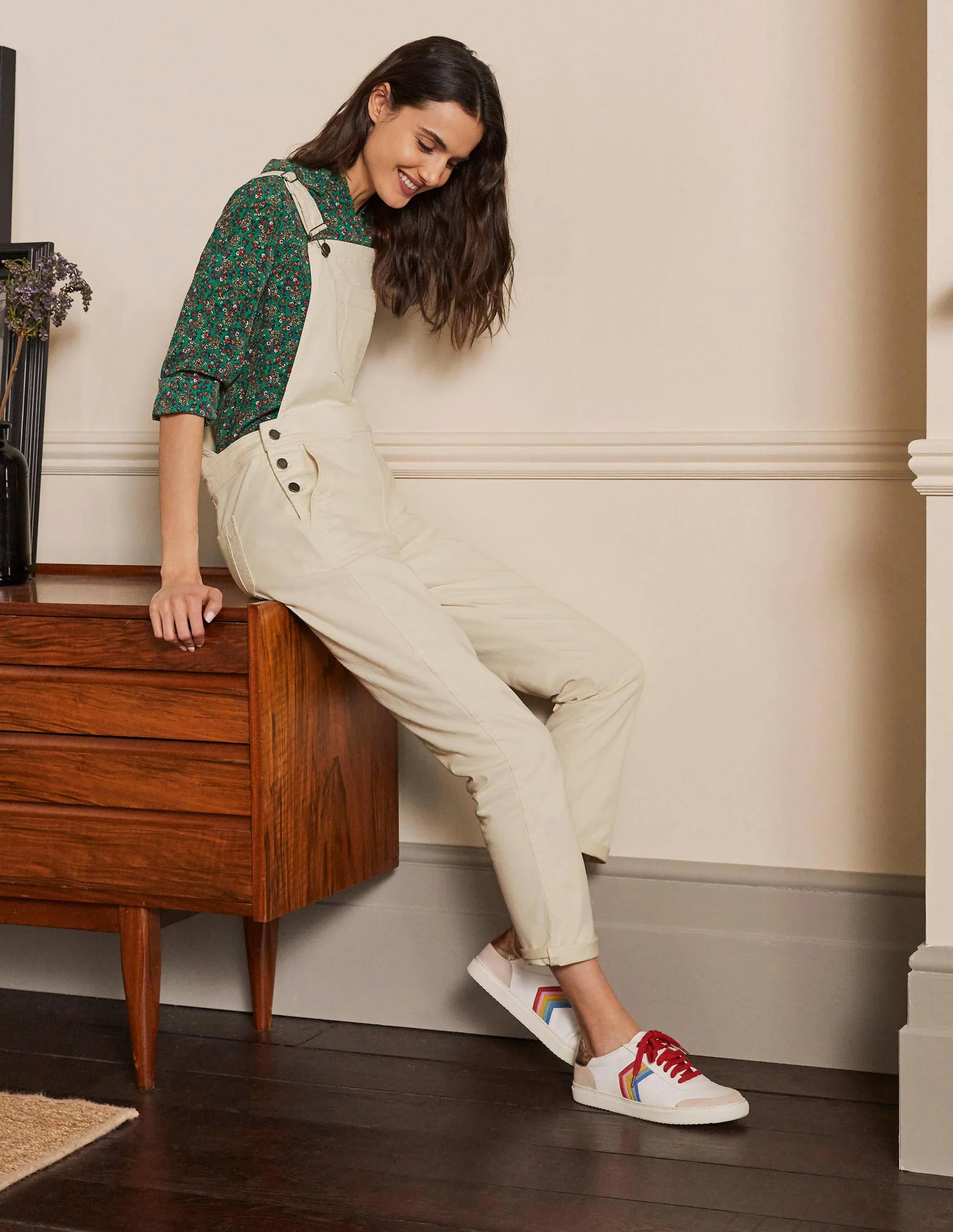 Girlfriend-Latzhose-Ecru - Image 4