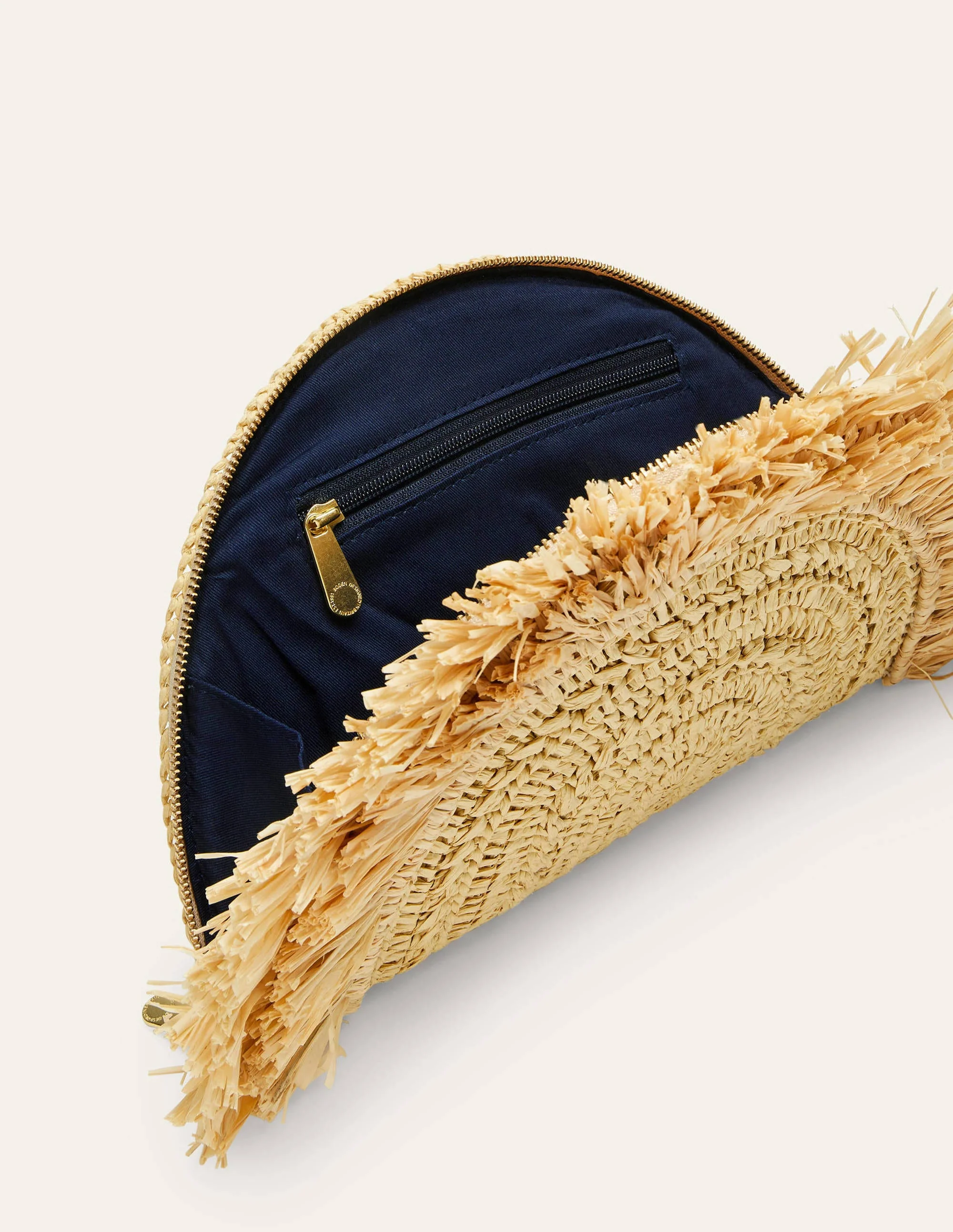 Halbmond-Clutch aus Bast-Natur - Image 2