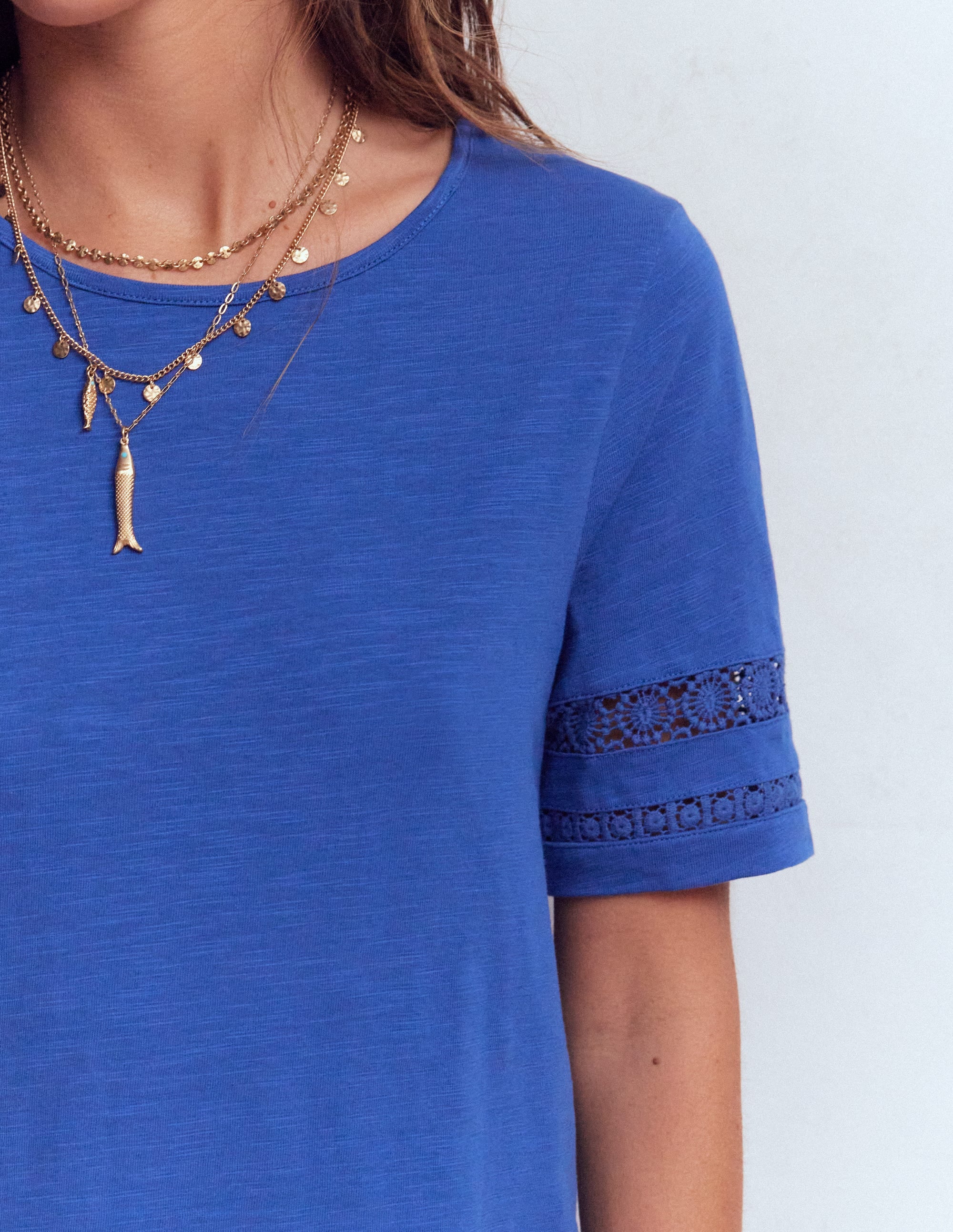 Hattie T-Shirt-Kleid aus Jersey-Denim-Blau - Image 2