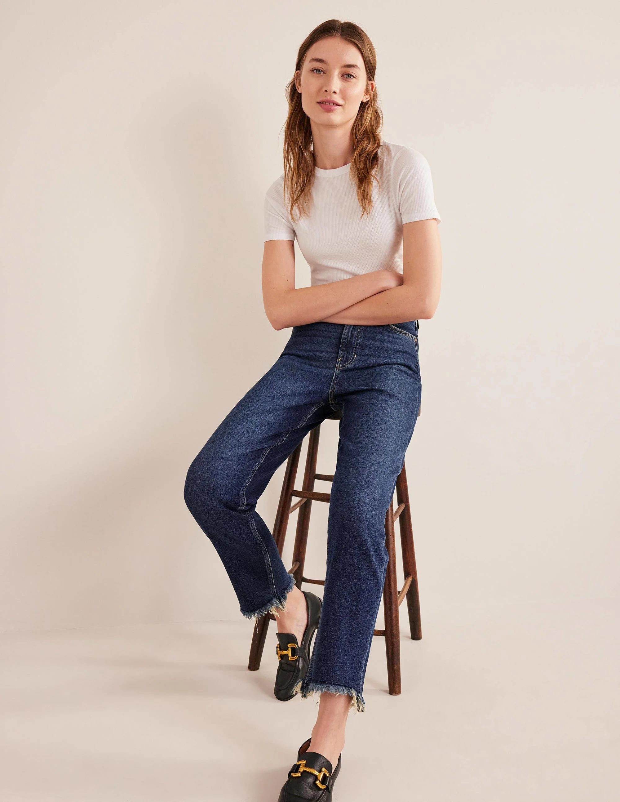Hoch geschnittene klassische Röhrenjeans-Dunkles Vintagedenim, Gelb Getönt - Image 6
