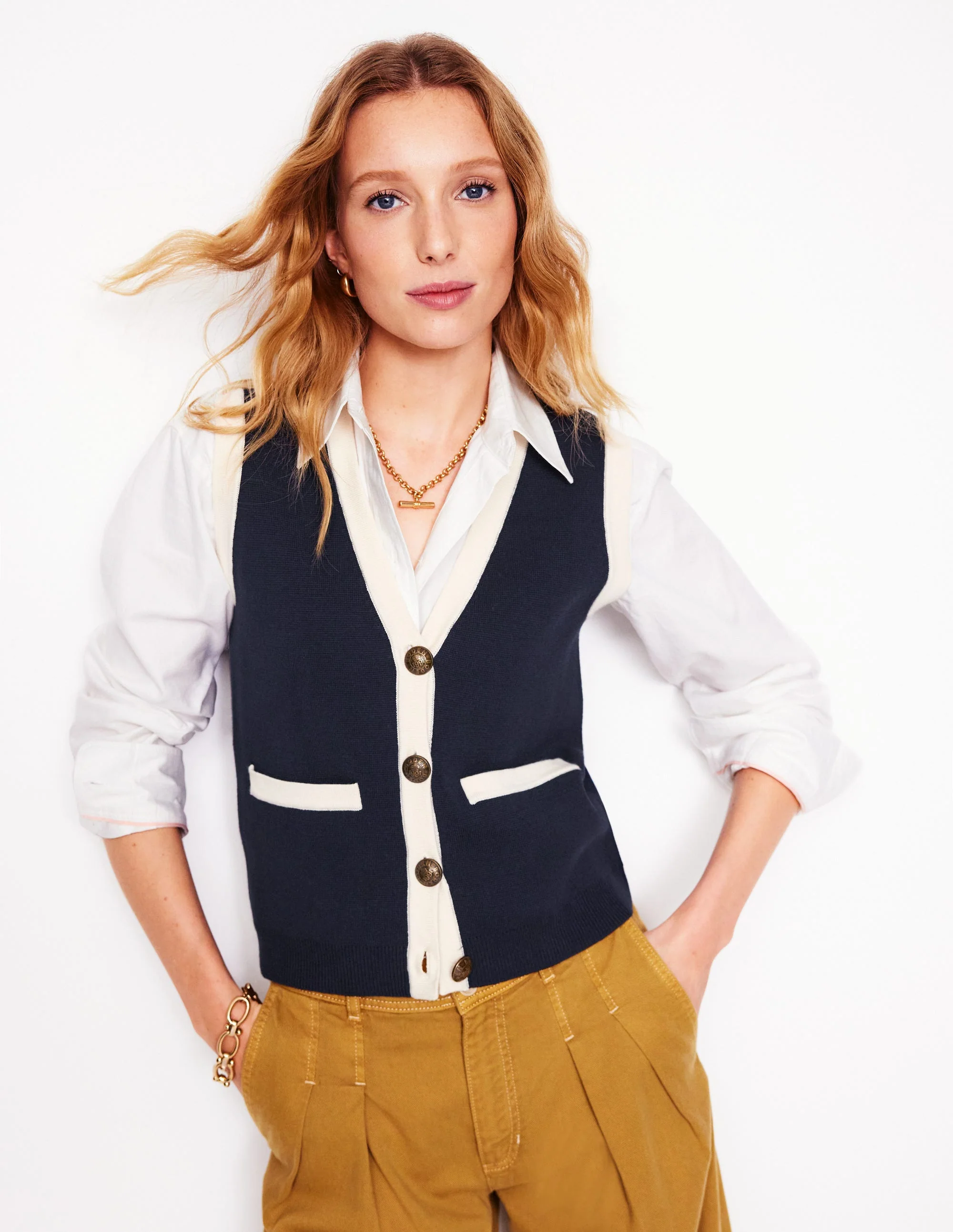 Holly Strickweste-Marineblau - Image 4