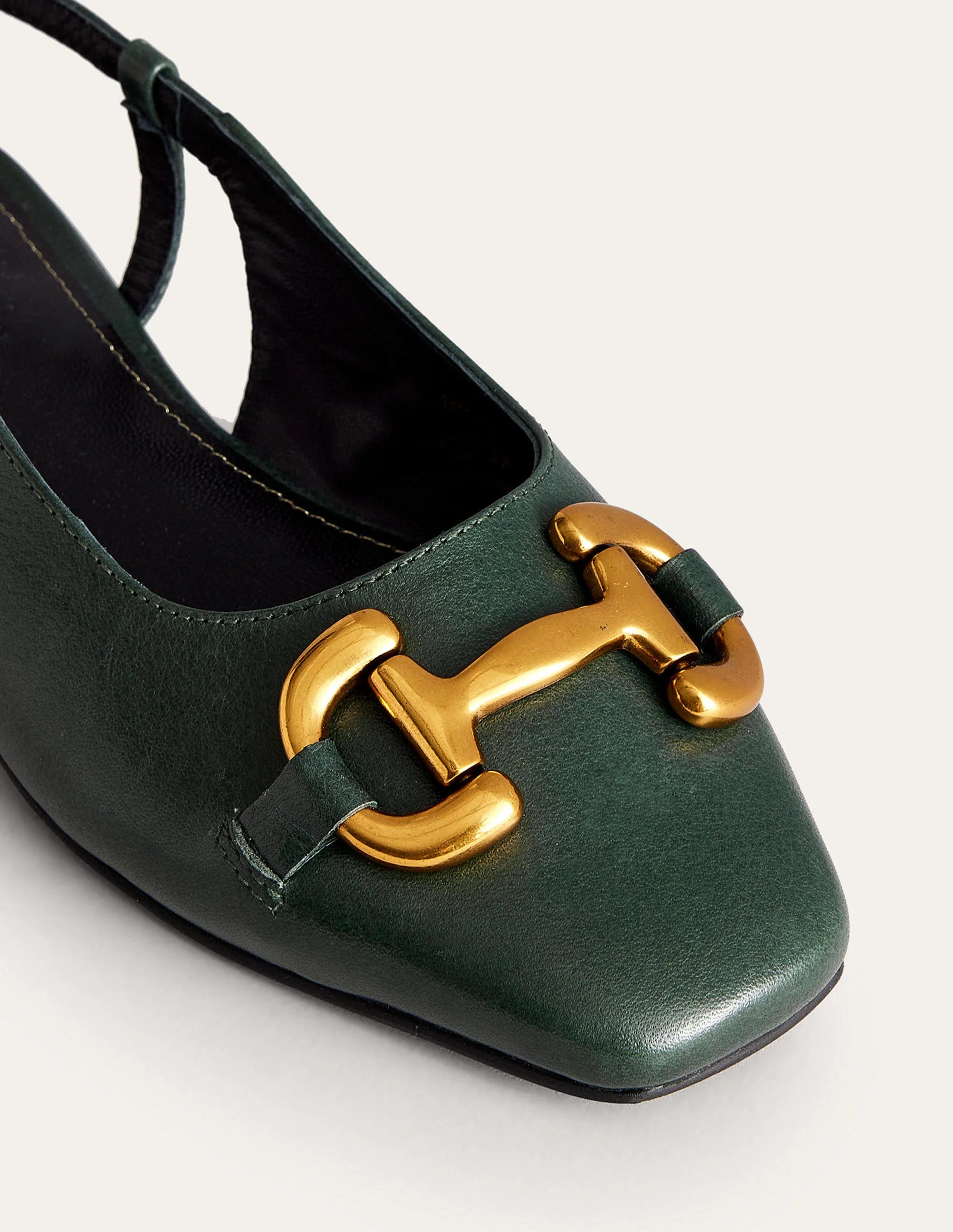 Iris Ballerinas mit Fersenriemen und Trensendetail-Wintergrün Leder - Image 5