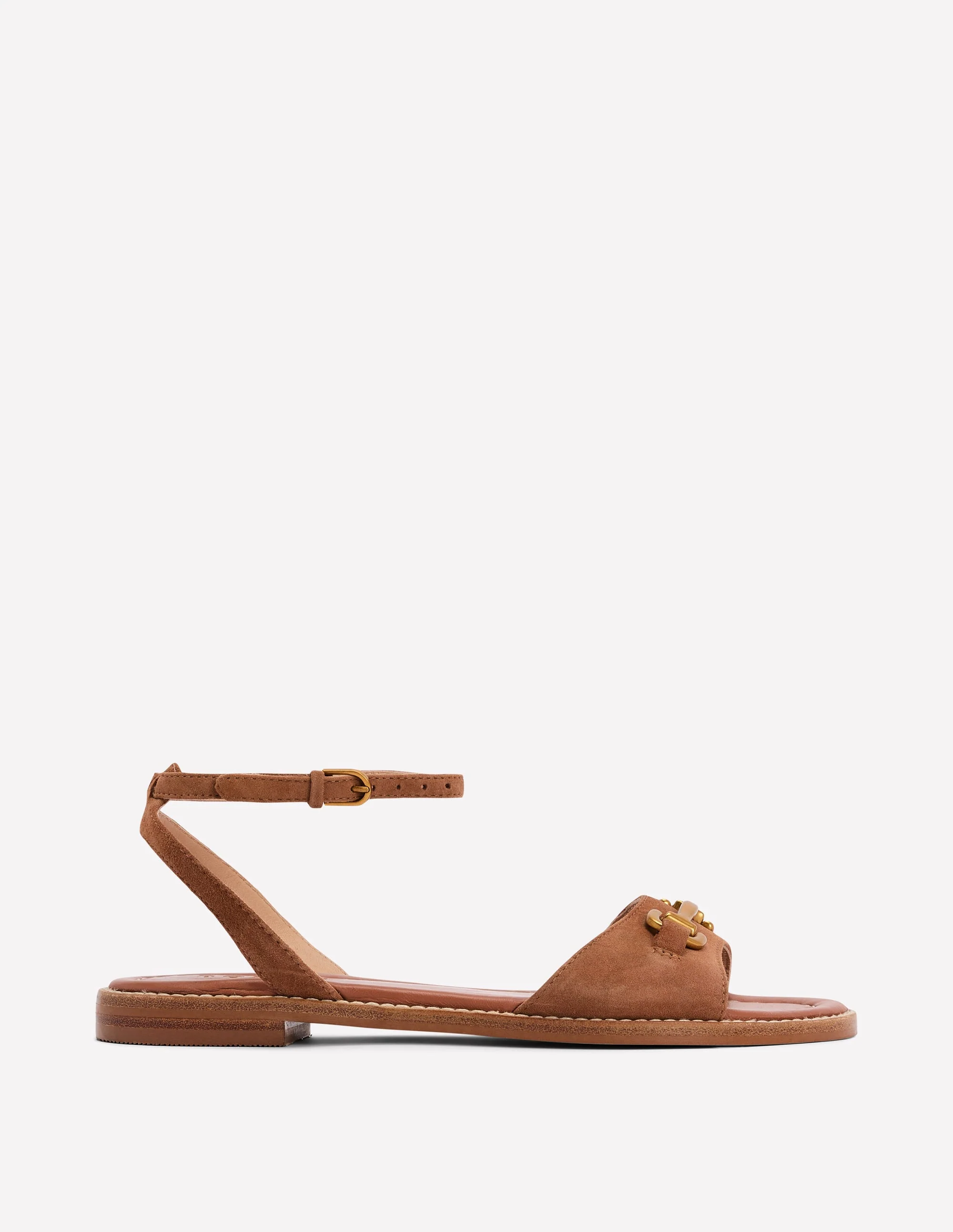 Iris Flache Sandalen mit Trensendetail-Ingwer