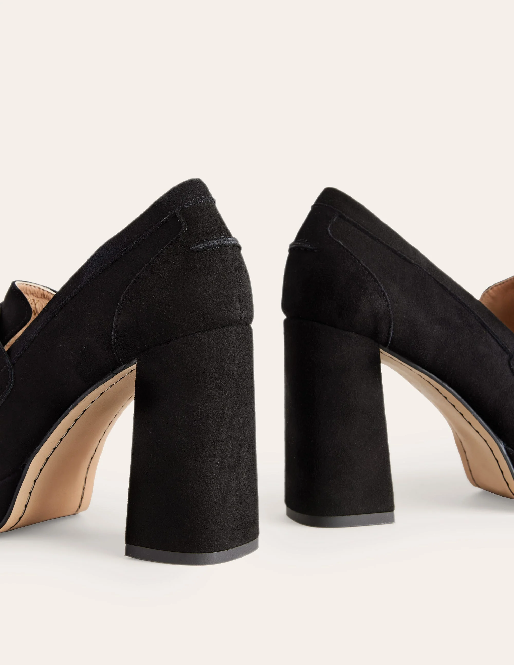 Iris Loafer mit Trensendetail und Plateausohle-Schwarz, Veloursleder - Image 4