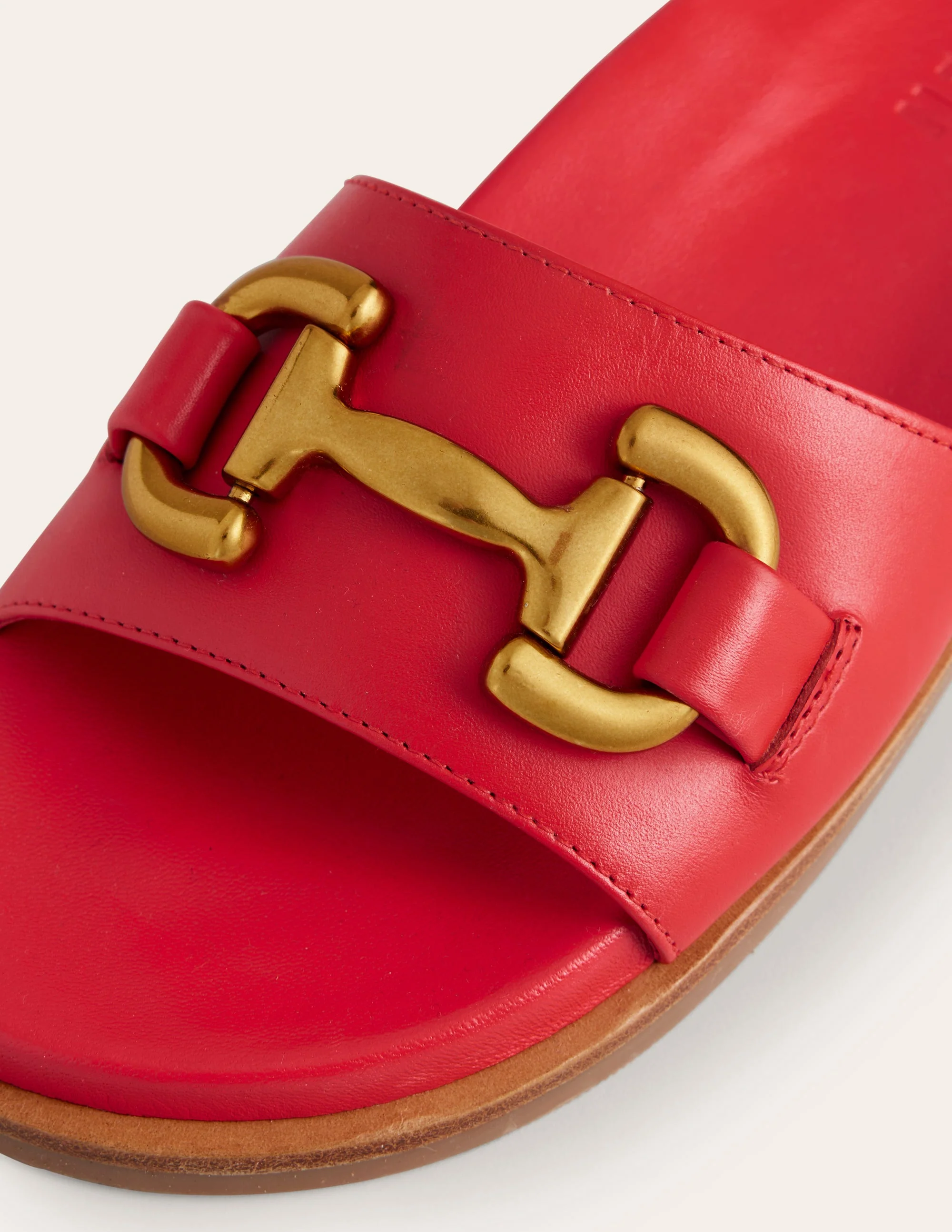 Iris Pantoletten mit Trensendetail-Rotes Leder - Image 4