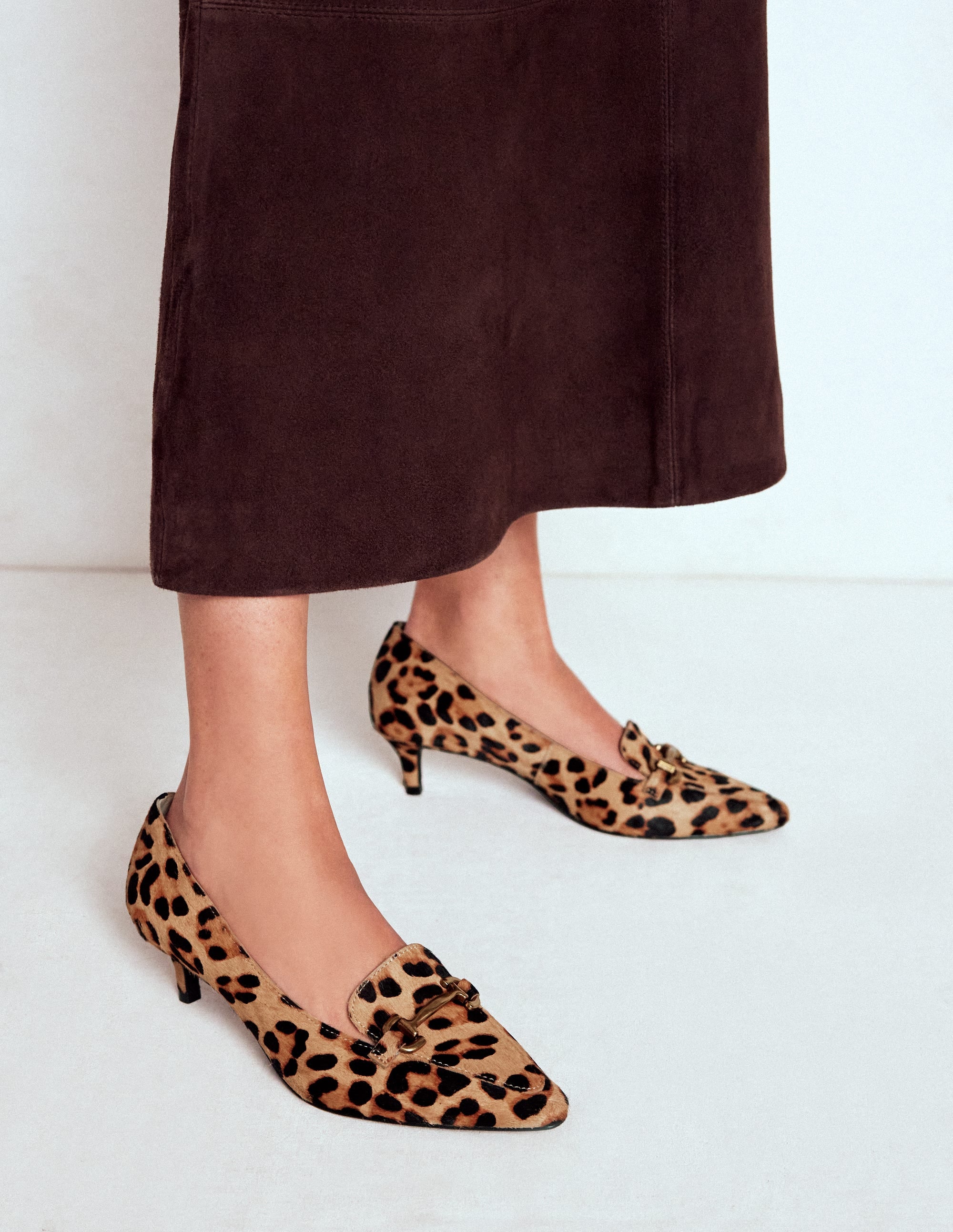 Iris Spitze Loafer mit Absatz und Trensendetail-Mohair, Leopardenmuster - Image 2