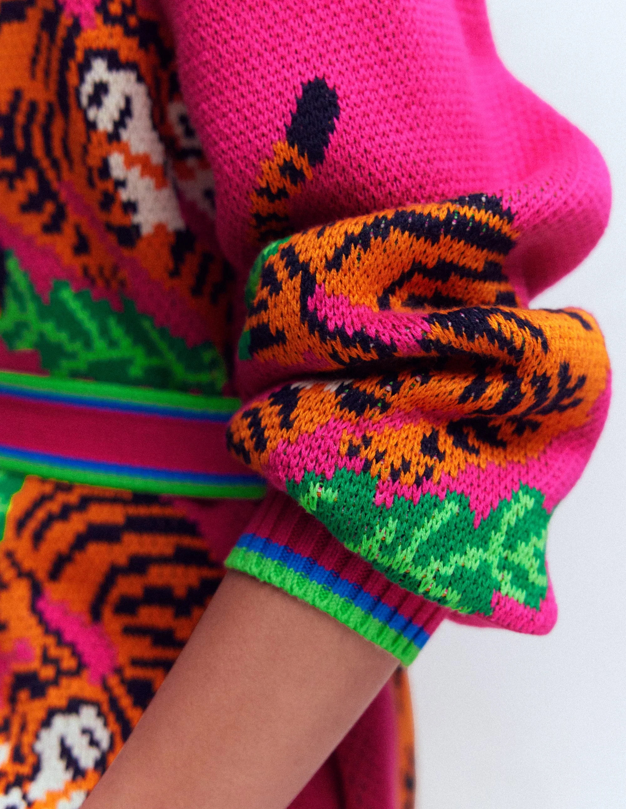 Jacquard-Strickjacke mit Gürtel-Rosa Schafgarbe Tiger - Image 5