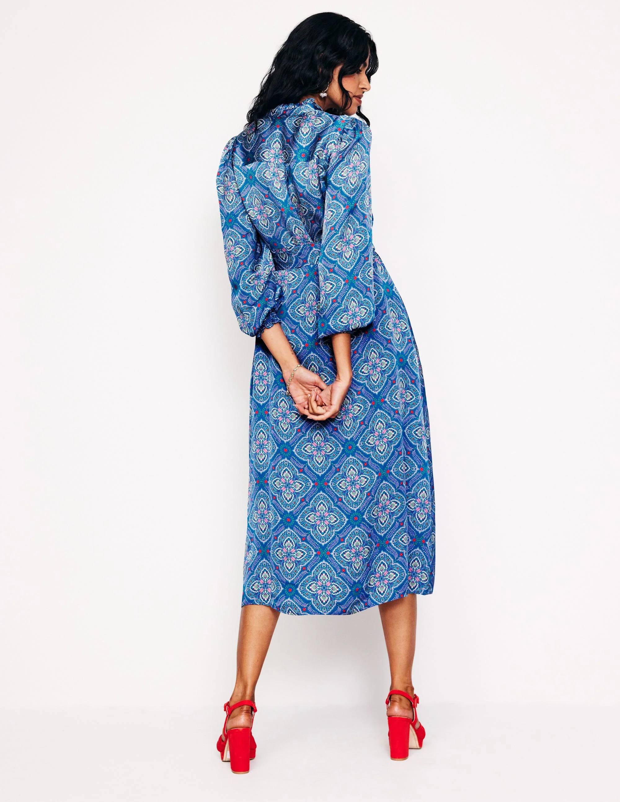 Jasmine Midikleid aus Satin-Directoire-Blau, Ziermosaik - Image 4